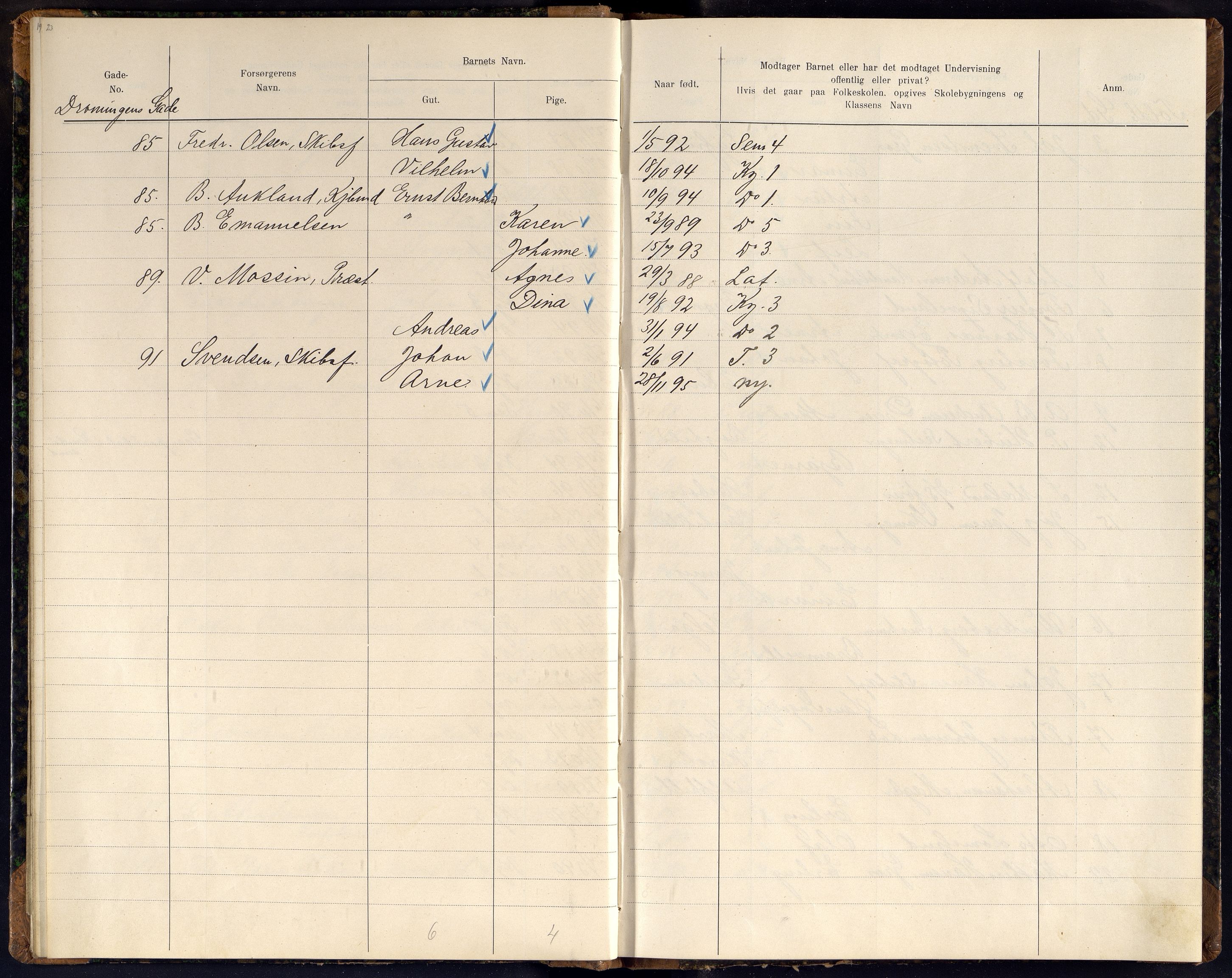 Kristiansand By - Skolekommisjonen/ -Styret, ARKSOR/1001KG510/J/Jb/L0011: Barnetelling, 1902, p. 23-24