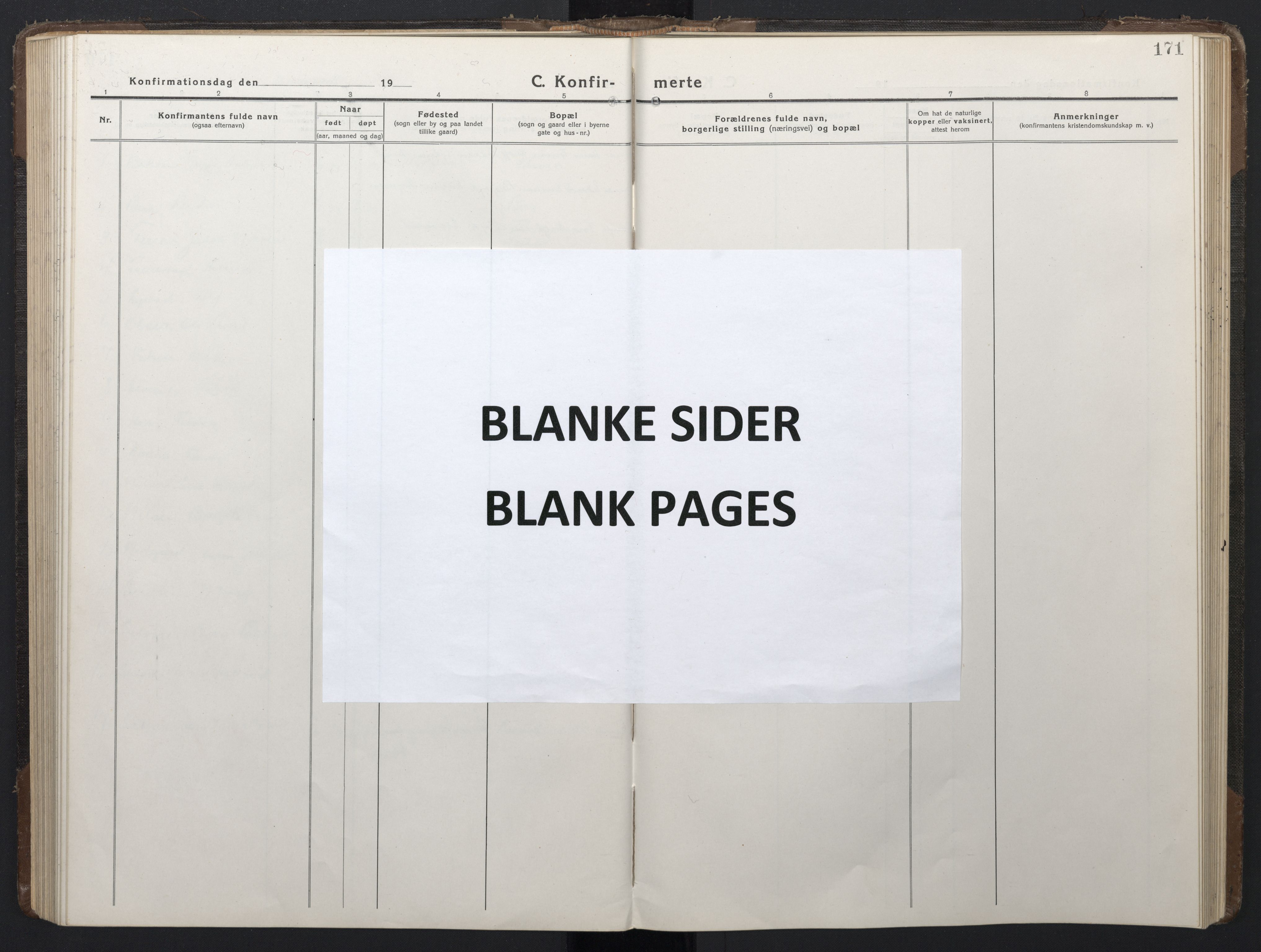 Ministerialprotokoller, klokkerbøker og fødselsregistre - Sør-Trøndelag, SAT/A-1456/662/L0758: Parish register (copy) no. 662C03, 1918-1948, p. 171