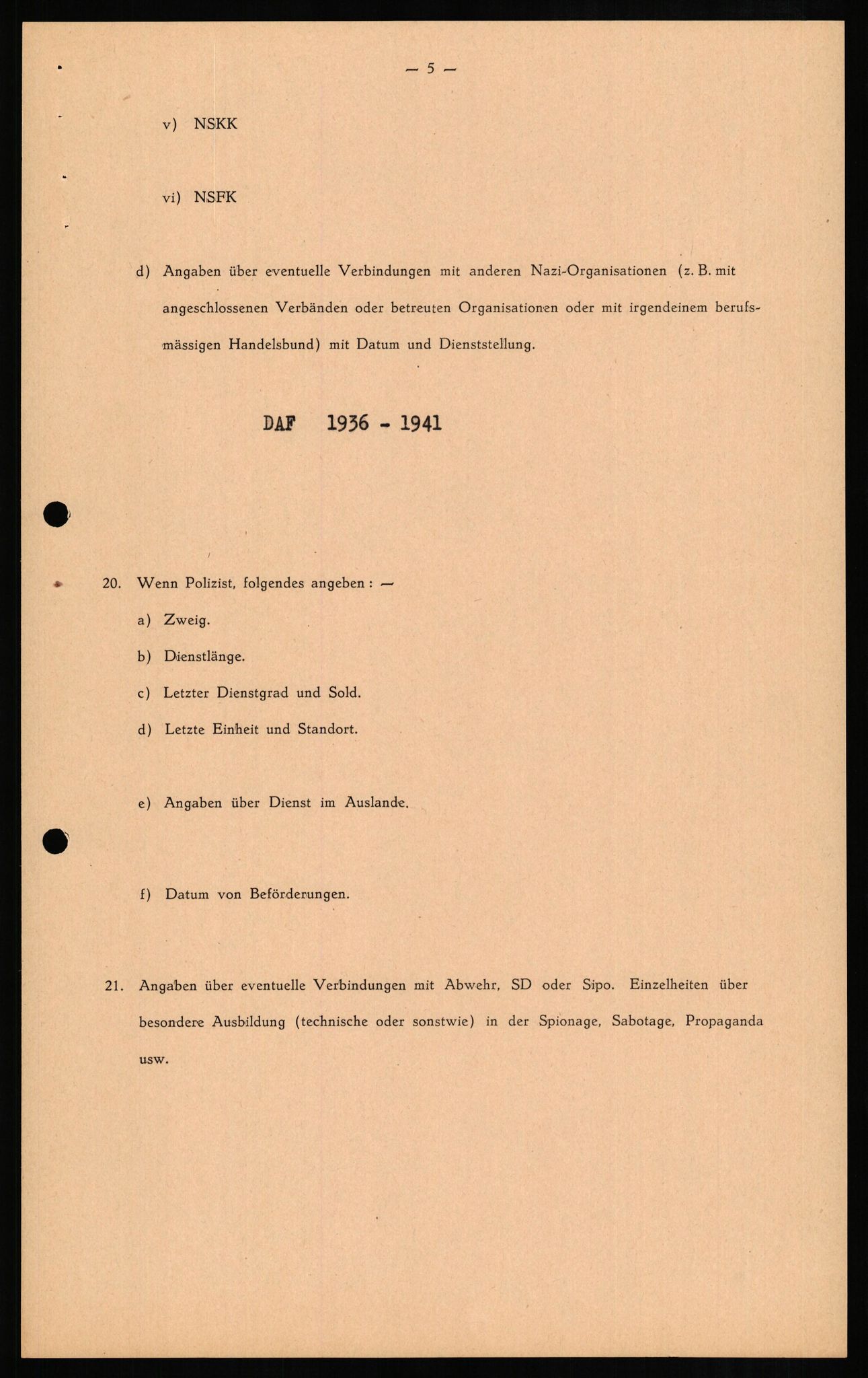 Forsvaret, Forsvarets overkommando II, AV/RA-RAFA-3915/D/Db/L0012: CI Questionaires. Tyske okkupasjonsstyrker i Norge. Tyskere., 1945-1946, p. 469