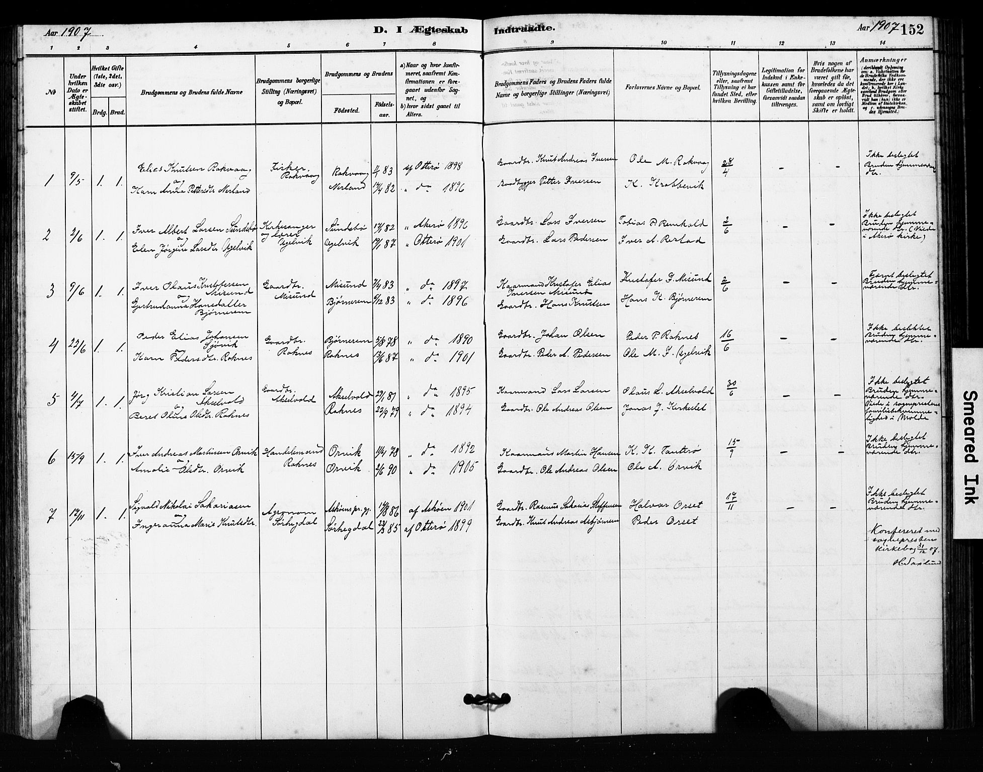 Ministerialprotokoller, klokkerbøker og fødselsregistre - Møre og Romsdal, SAT/A-1454/563/L0737: Parish register (copy) no. 563C01, 1878-1916, p. 152