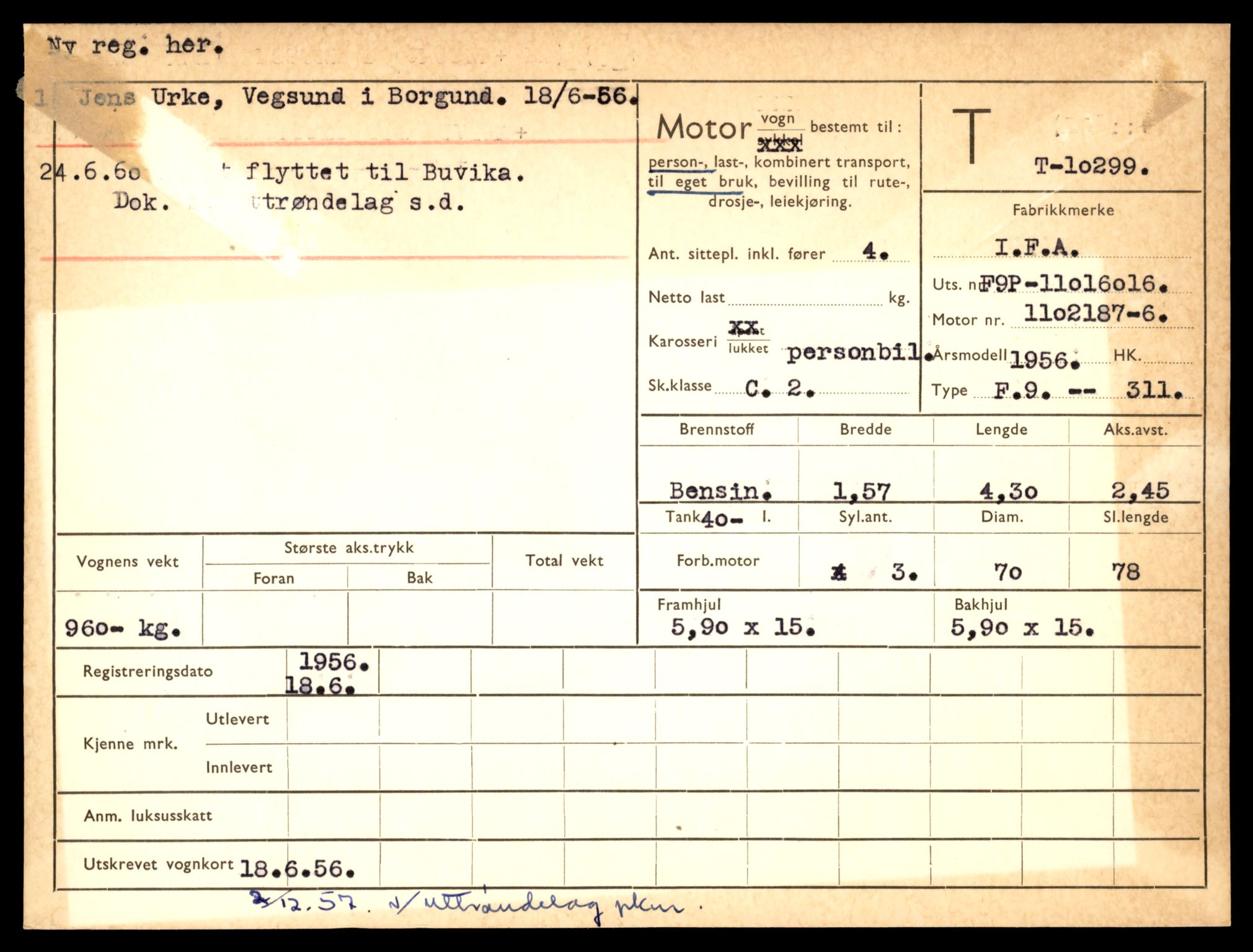 Møre og Romsdal vegkontor - Ålesund trafikkstasjon, SAT/A-4099/F/Fe/L0019: Registreringskort for kjøretøy T 10228 - T 10350, 1927-1998, p. 1819