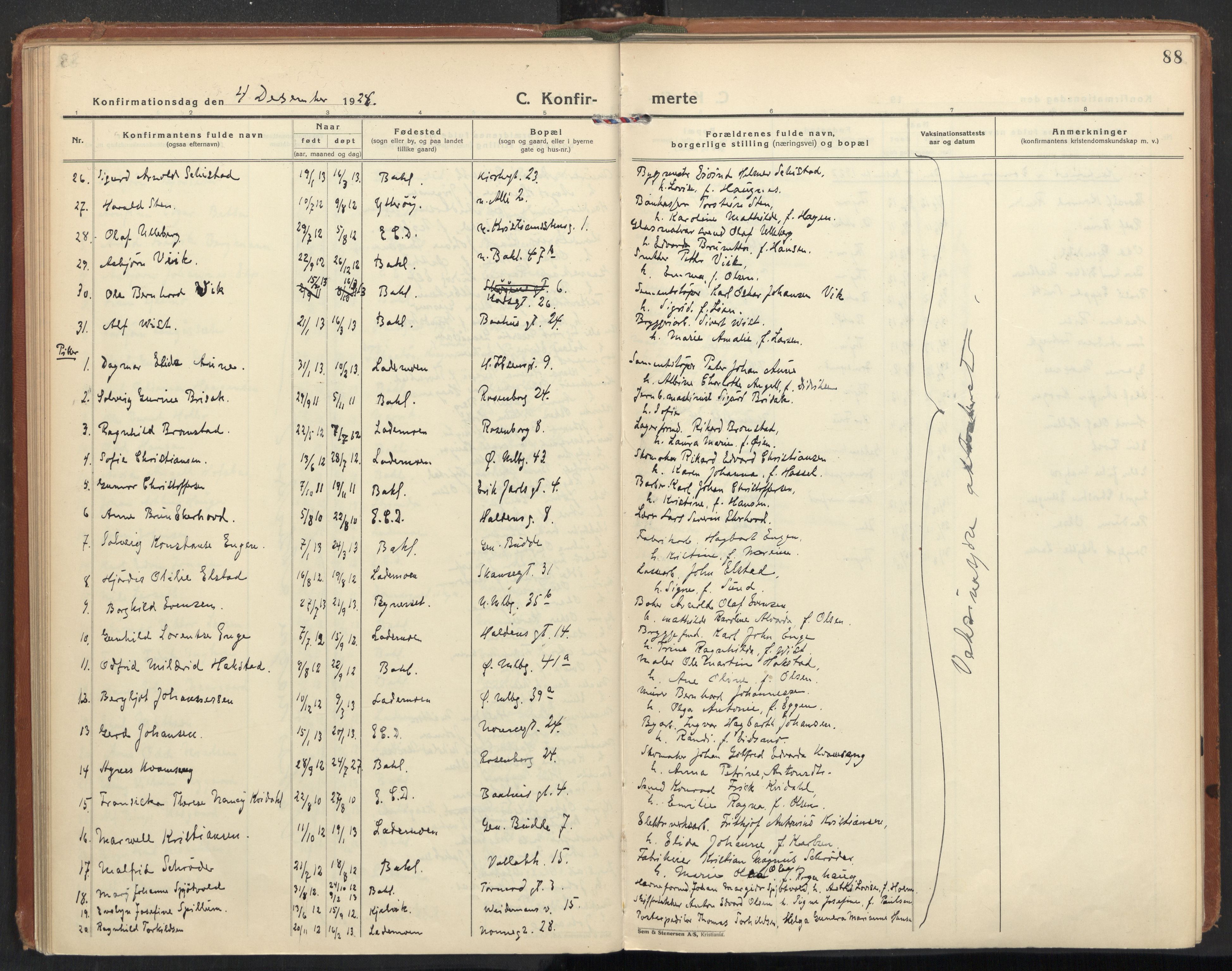 Ministerialprotokoller, klokkerbøker og fødselsregistre - Sør-Trøndelag, AV/SAT-A-1456/604/L0208: Parish register (official) no. 604A28, 1923-1937, p. 88