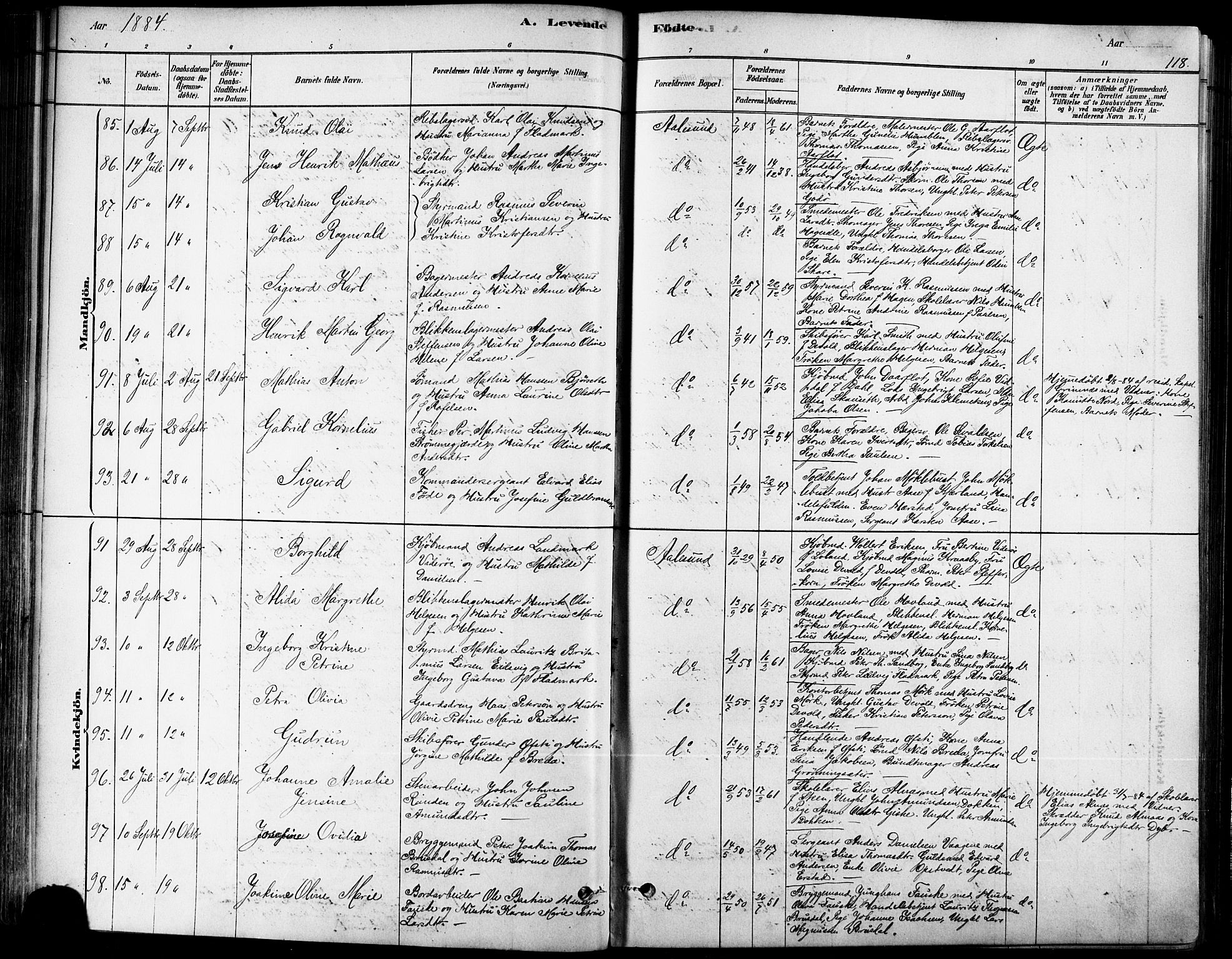 Ministerialprotokoller, klokkerbøker og fødselsregistre - Møre og Romsdal, AV/SAT-A-1454/529/L0454: Parish register (official) no. 529A04, 1878-1885, p. 118