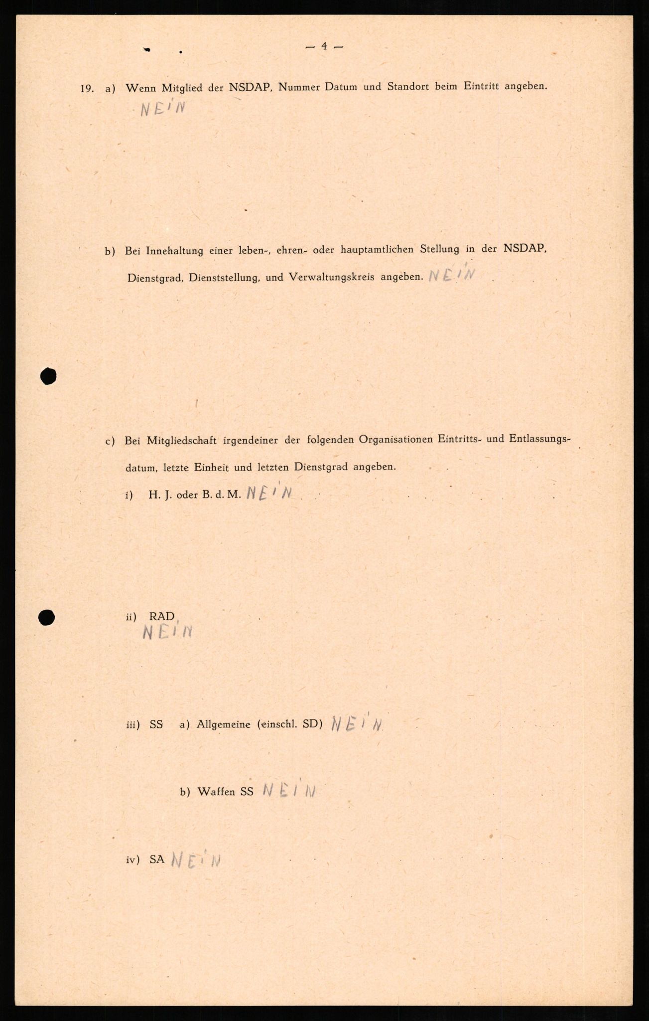 Forsvaret, Forsvarets overkommando II, AV/RA-RAFA-3915/D/Db/L0013: CI Questionaires. Tyske okkupasjonsstyrker i Norge. Tyskere., 1945-1946, p. 457