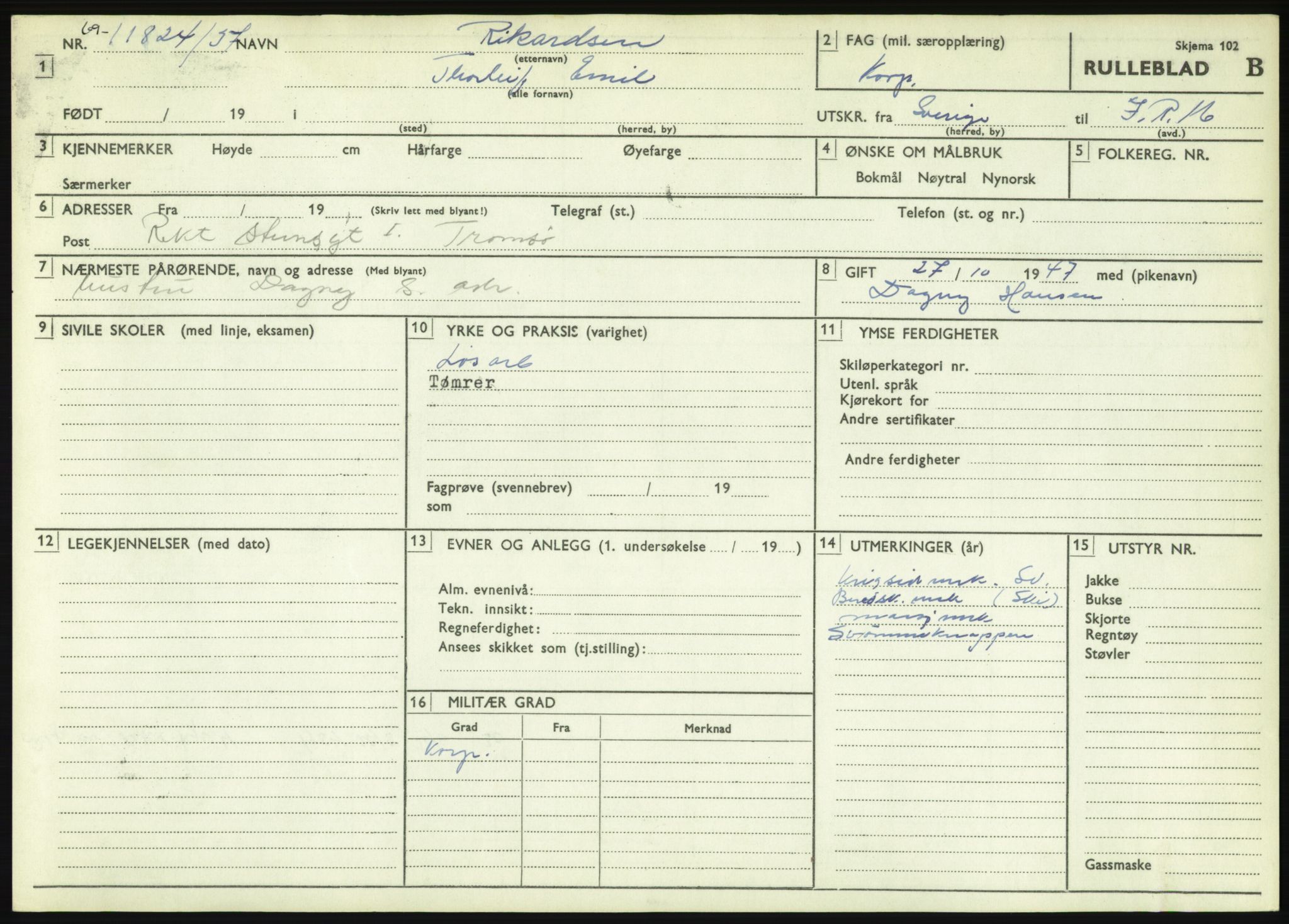 Forsvaret, Troms infanteriregiment nr. 16, AV/RA-RAFA-3146/P/Pa/L0021: Rulleblad for regimentets menige mannskaper, årsklasse 1937, 1937, p. 1069