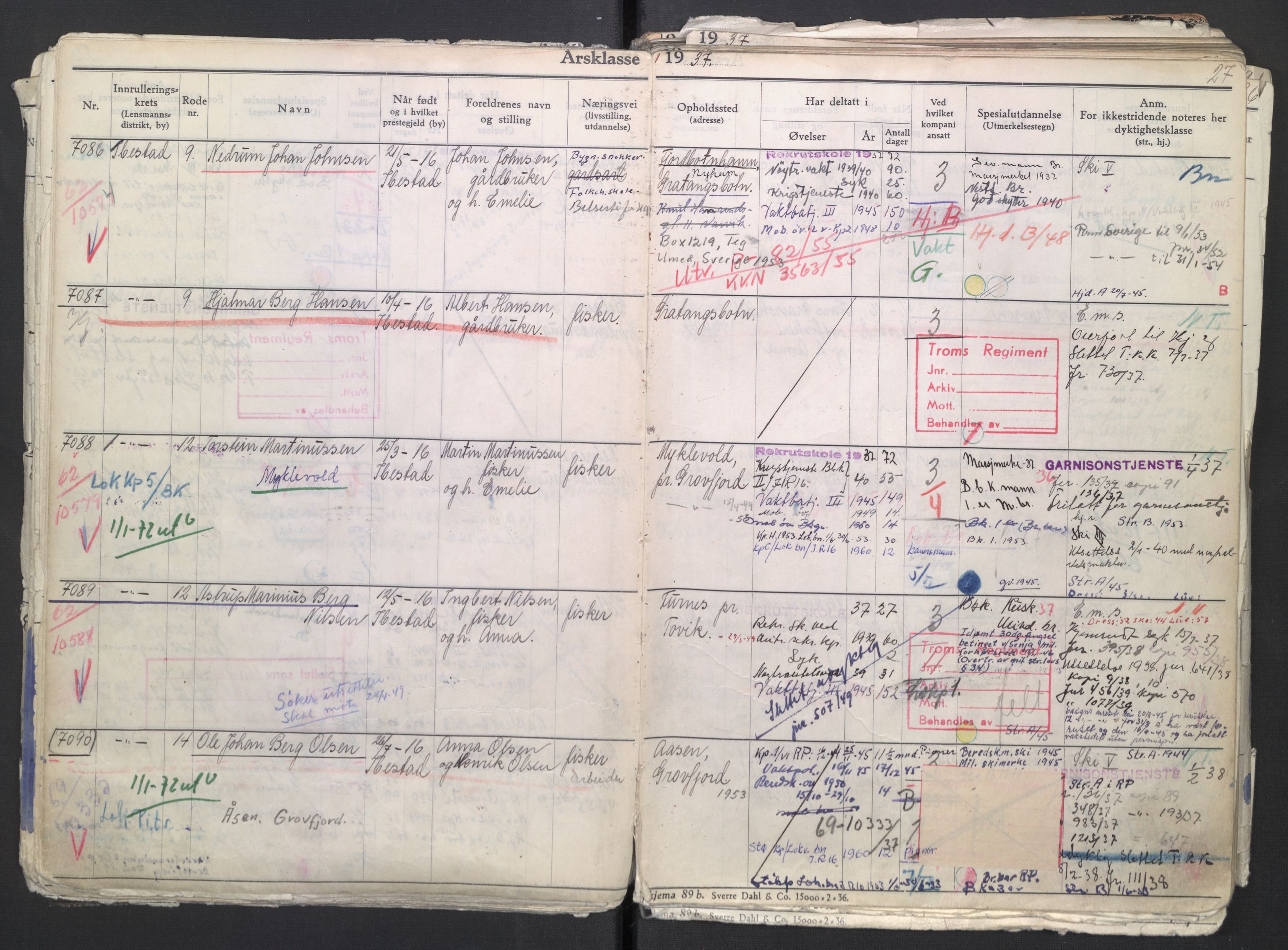 Forsvaret, Troms infanteriregiment nr. 16, AV/RA-RAFA-3146/P/Pa/L0007/0002: Ruller / Rulle for regimentets menige mannskaper, årsklasse 1937, 1937, p. 27