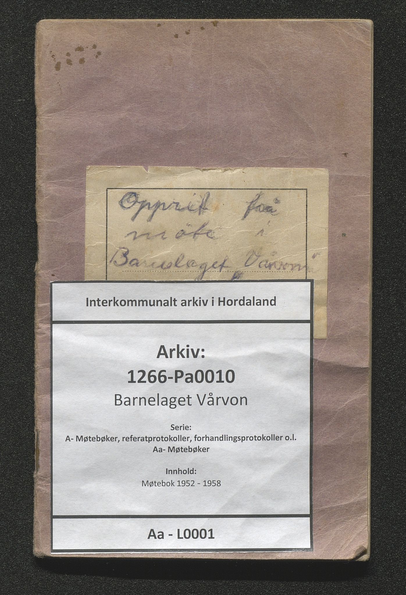 Barnelaget Vårvon, IKAH/1266-Pa0010/A/Aa/L0001: Møtebok for barnelaget Vårvon, 1952-1958