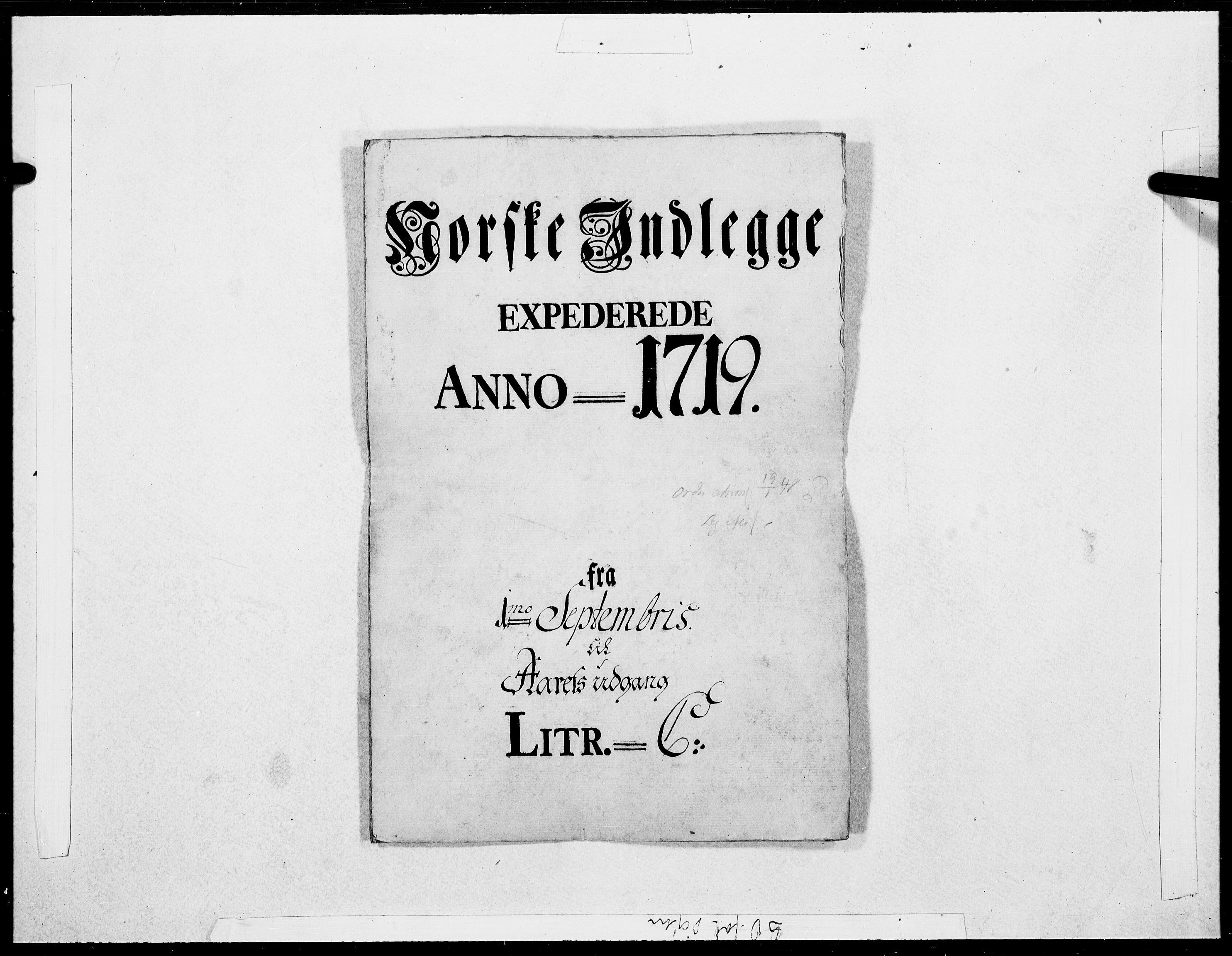 Danske Kanselli 1572-1799, RA/EA-3023/F/Fc/Fcc/Fcca/L0085: Norske innlegg 1572-1799, 1719, p. 1