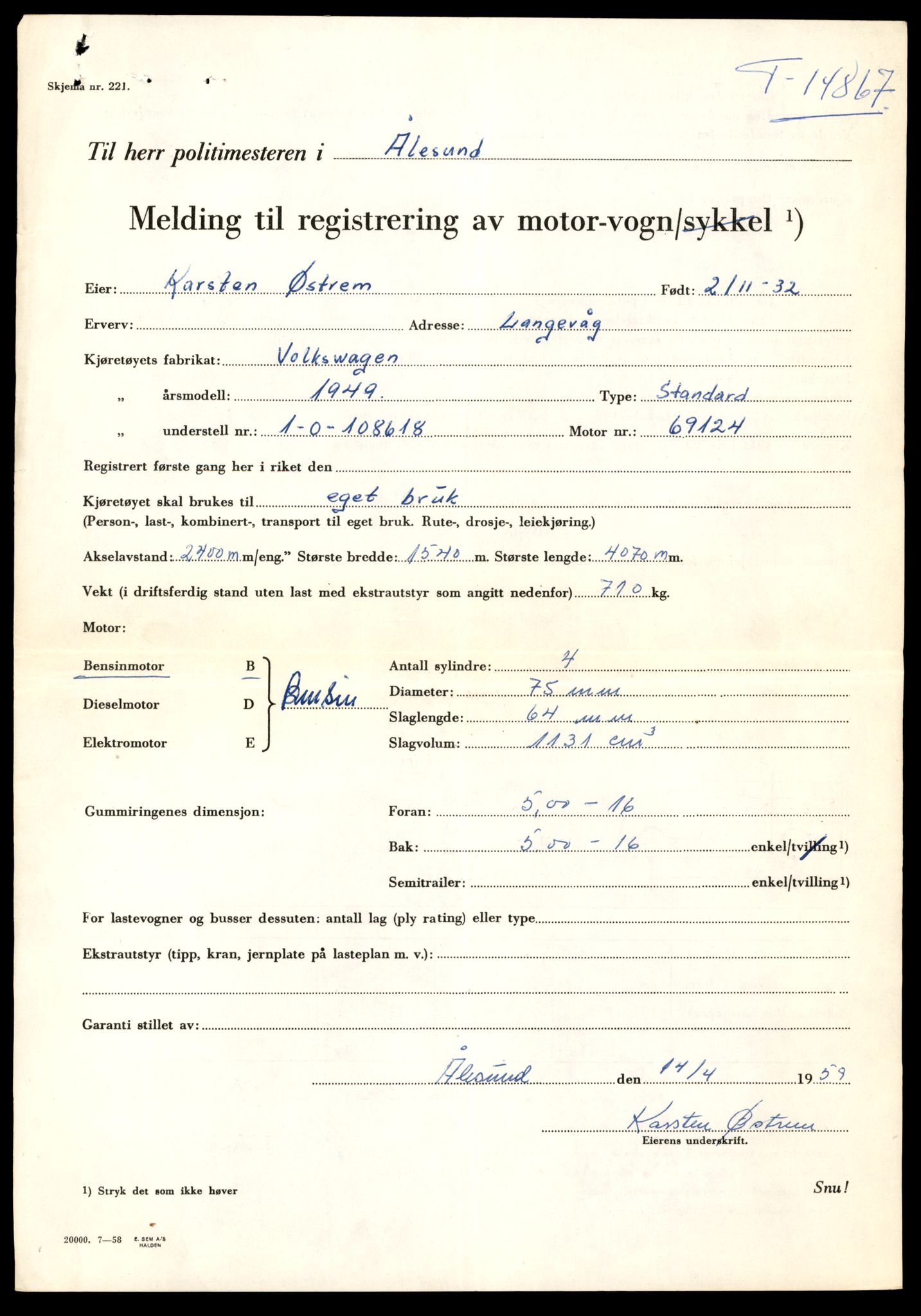 Møre og Romsdal vegkontor - Ålesund trafikkstasjon, AV/SAT-A-4099/F/Fe/L0049: Registreringskort for kjøretøy T 14864 - T 18613, 1927-1998, p. 75