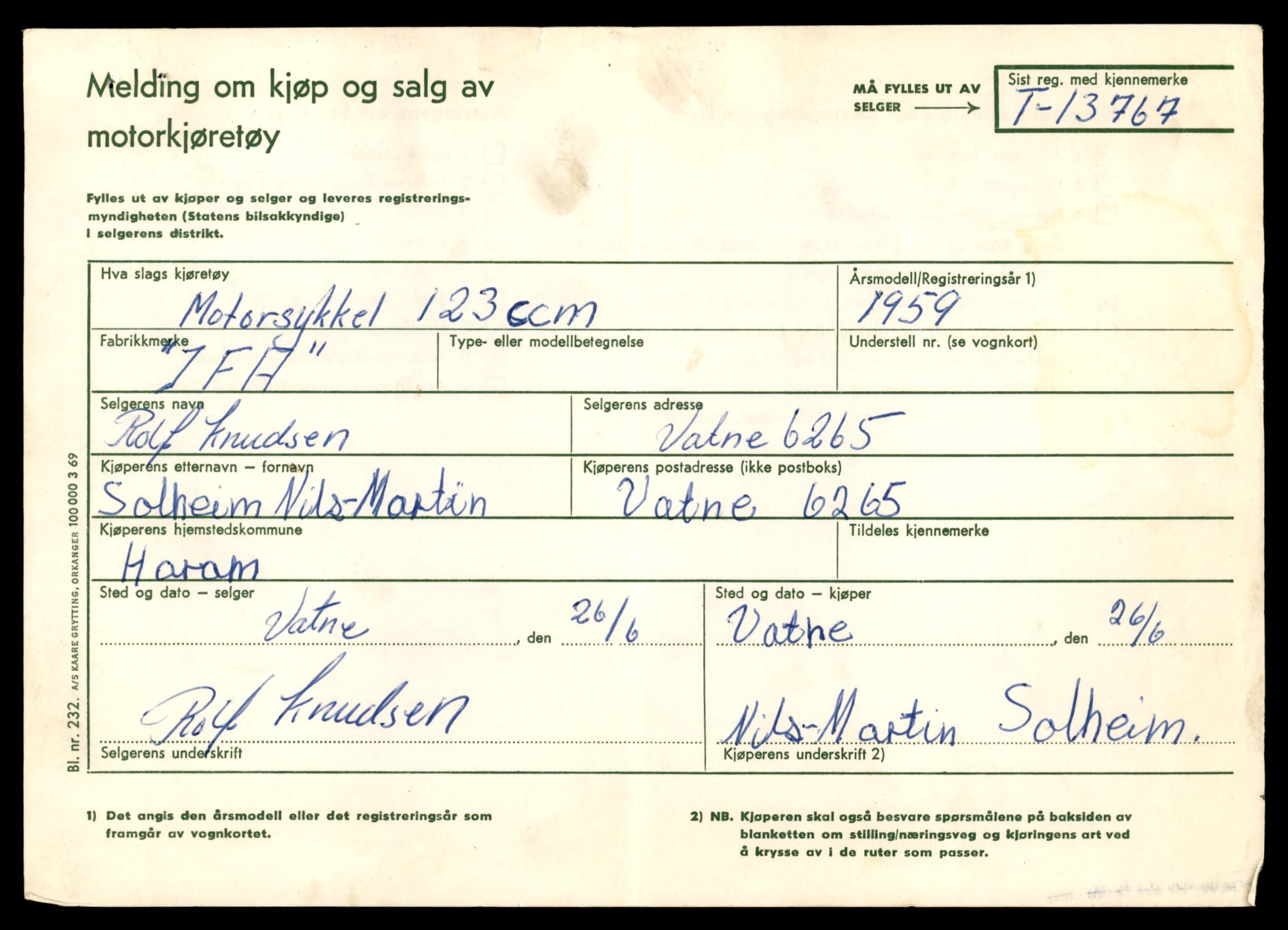 Møre og Romsdal vegkontor - Ålesund trafikkstasjon, AV/SAT-A-4099/F/Fe/L0041: Registreringskort for kjøretøy T 13710 - T 13905, 1927-1998, p. 975