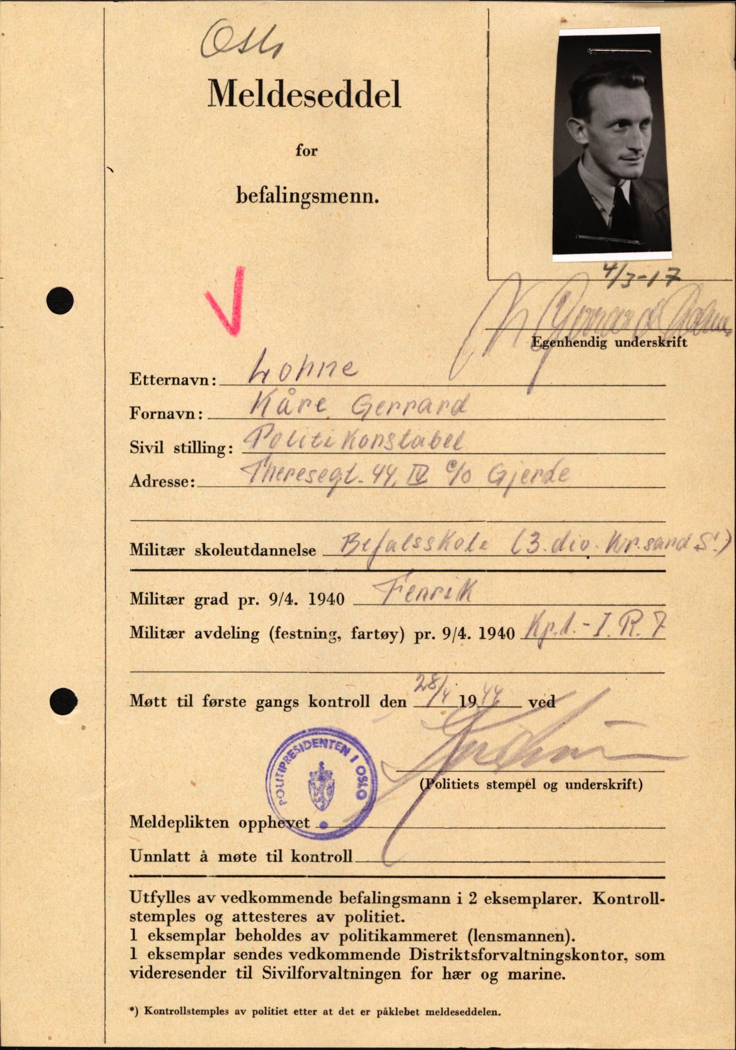 Forsvaret, Forsvarets krigshistoriske avdeling, AV/RA-RAFA-2017/Y/Yf/L0209: II-C-11-2121  -  Okkupasjonstiden.  Meldesedler for befal med foto og oppl. om militær grad 9. apr. 1940., 1944-1945, p. 110