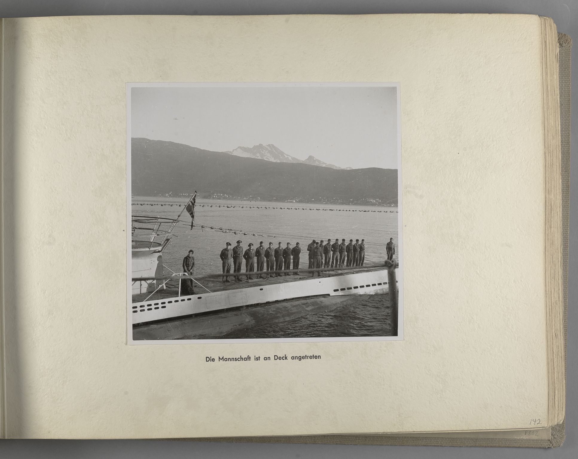 Tyske arkiver, Reichskommissariat, Bildarchiv, AV/RA-RAFA-3309/U/L0071: Fotoalbum: Mit dem Reichskommissar nach Nordnorwegen und Finnland 10. bis 27. Juli 1942, 1942, p. 57