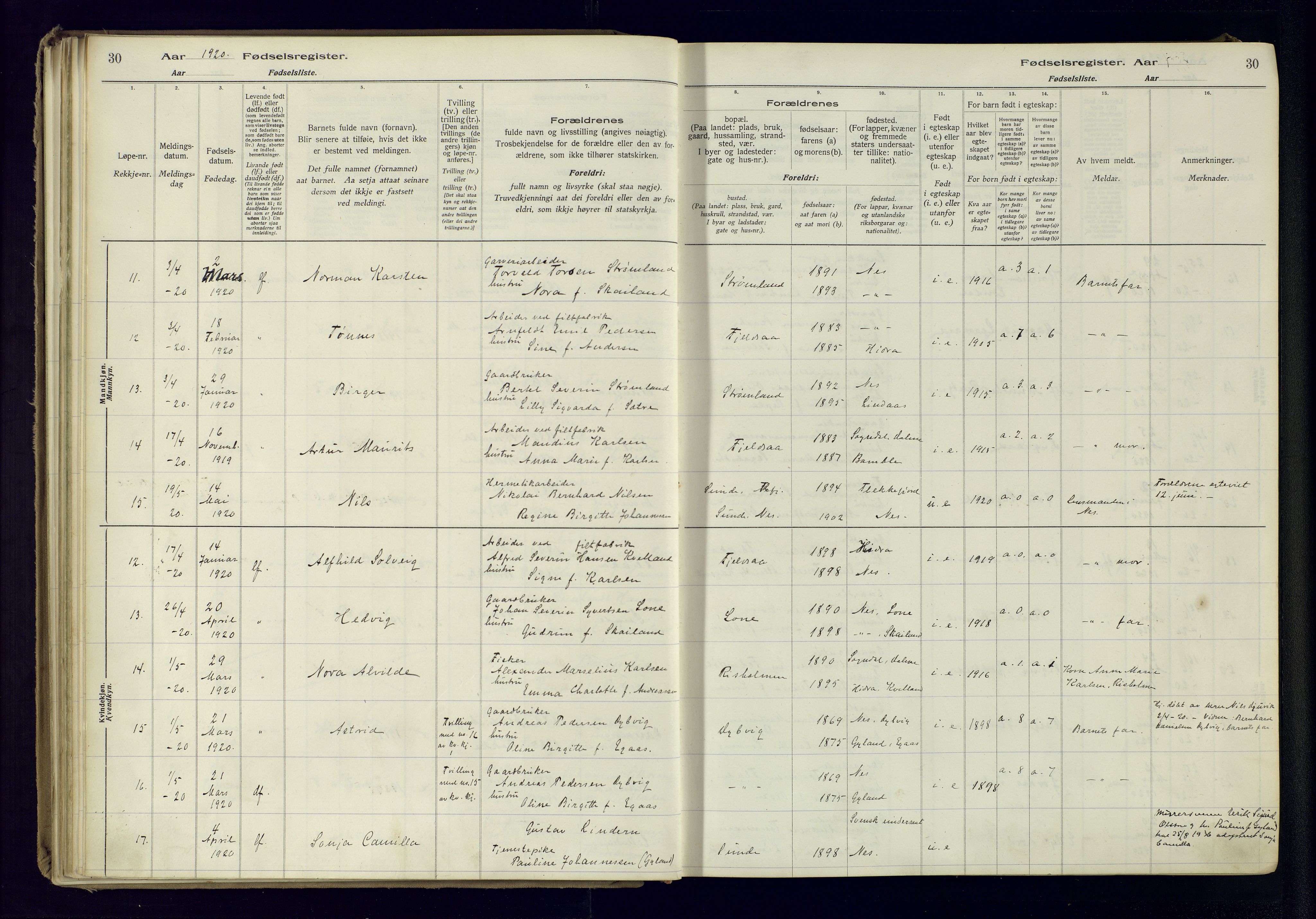 Flekkefjord sokneprestkontor, SAK/1111-0012/J/Ja/L0005: Birth register no. 5, 1916-1950, p. 30