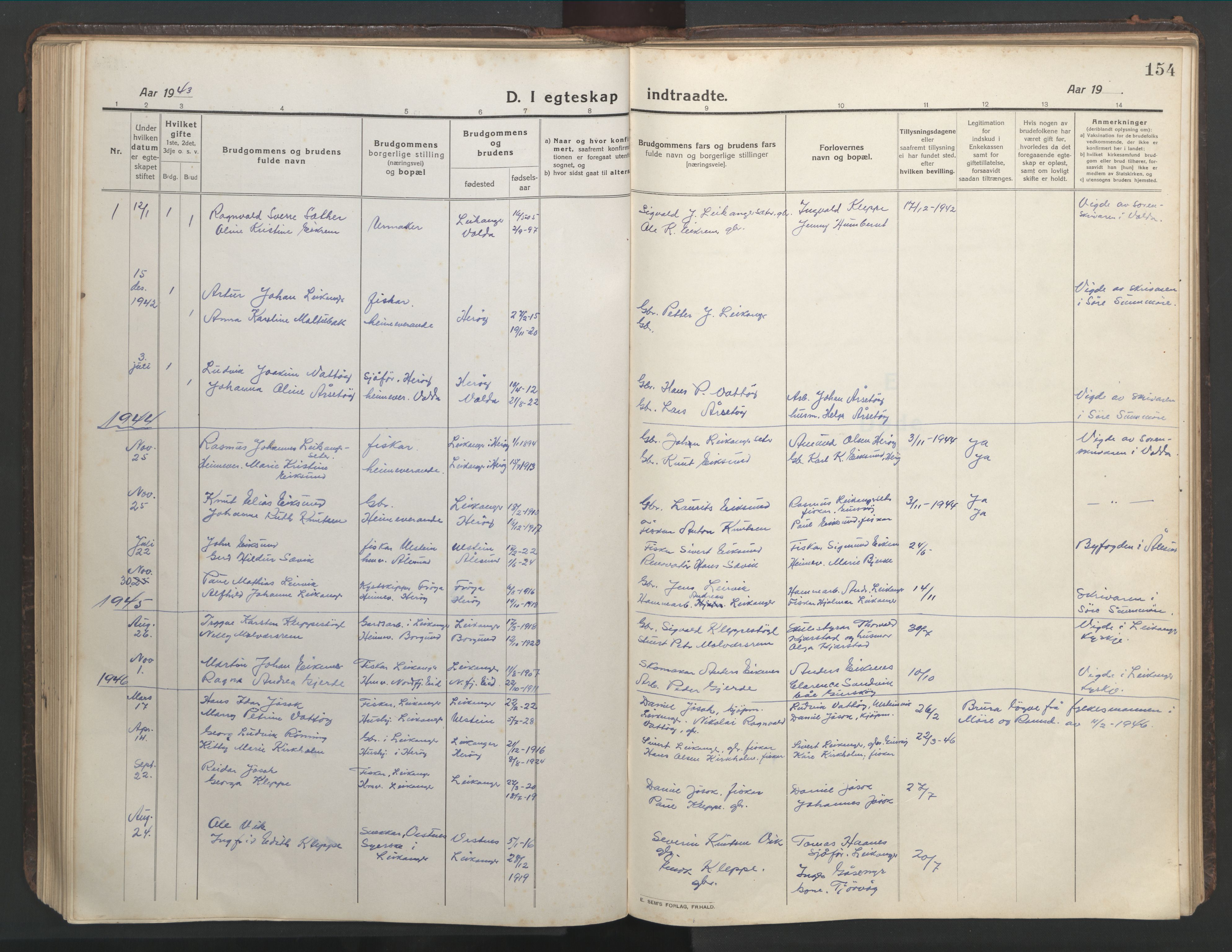 Ministerialprotokoller, klokkerbøker og fødselsregistre - Møre og Romsdal, AV/SAT-A-1454/508/L0099: Parish register (copy) no. 508C03, 1917-1947, p. 154