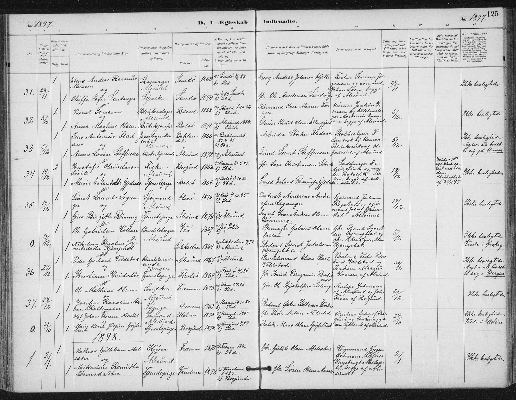 Ministerialprotokoller, klokkerbøker og fødselsregistre - Møre og Romsdal, SAT/A-1454/529/L0457: Parish register (official) no. 529A07, 1894-1903, p. 125