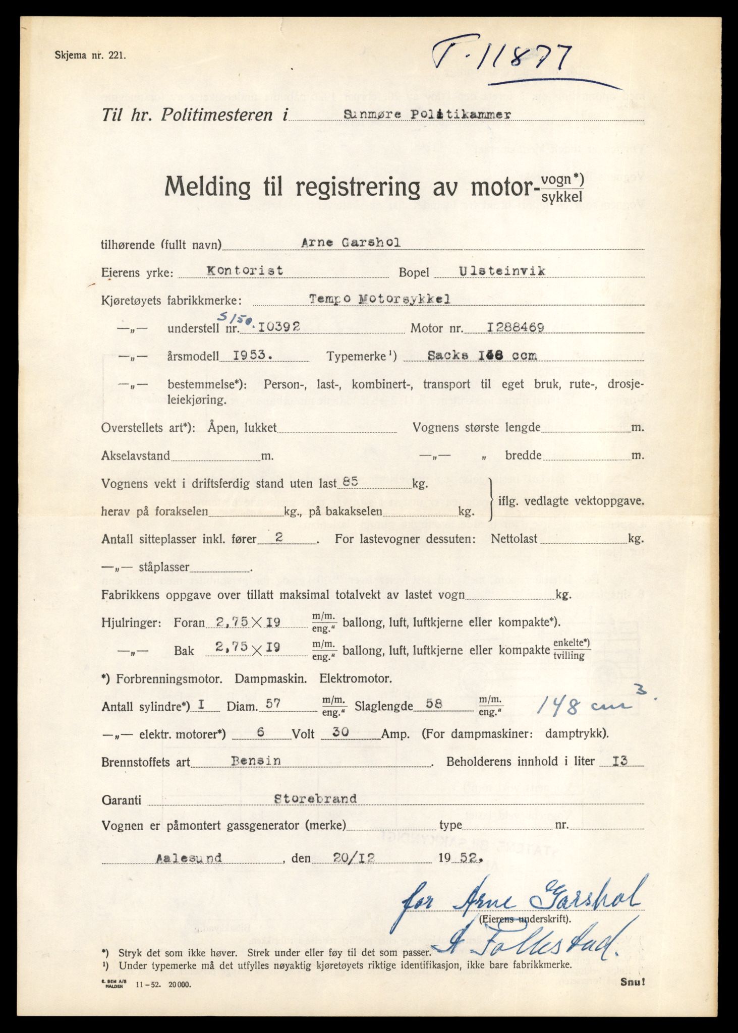 Møre og Romsdal vegkontor - Ålesund trafikkstasjon, AV/SAT-A-4099/F/Fe/L0031: Registreringskort for kjøretøy T 11800 - T 11996, 1927-1998, p. 1379