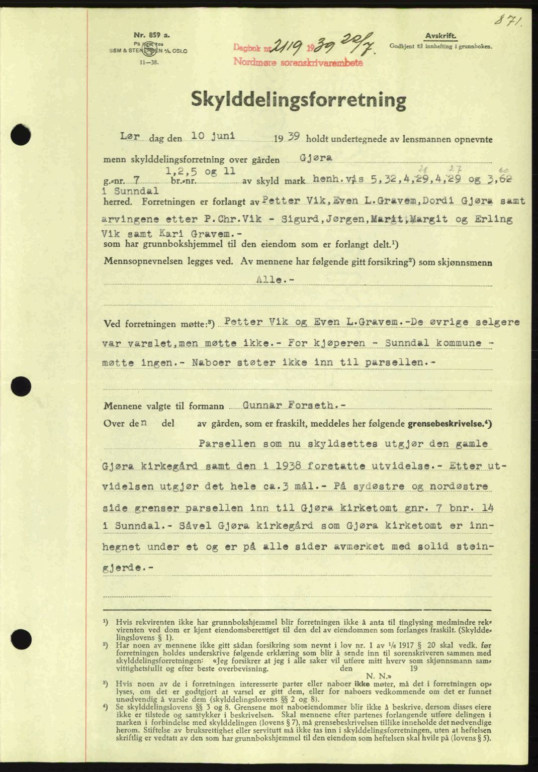 Nordmøre sorenskriveri, AV/SAT-A-4132/1/2/2Ca: Mortgage book no. A86, 1939-1939, Diary no: : 2119/1939