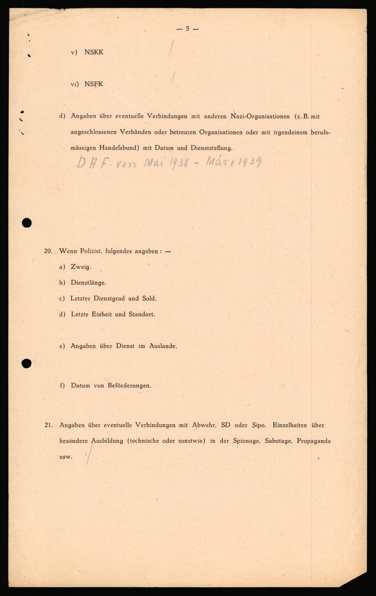 Forsvaret, Forsvarets overkommando II, AV/RA-RAFA-3915/D/Db/L0040: CI Questionaires. Tyske okkupasjonsstyrker i Norge. Østerrikere., 1945-1946, p. 465