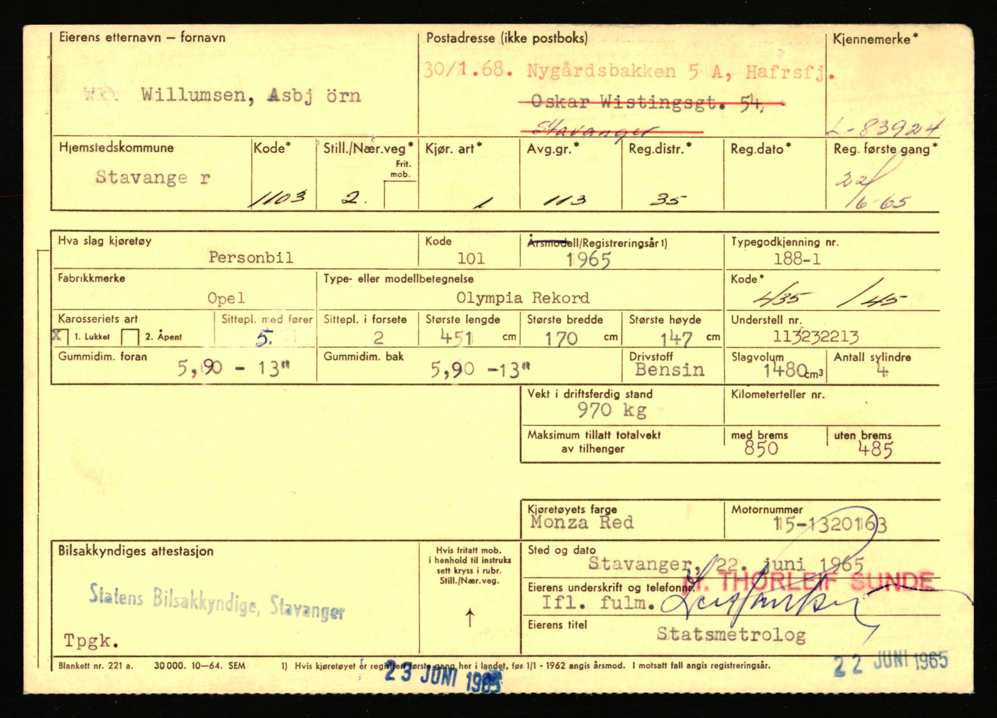 Stavanger trafikkstasjon, AV/SAST-A-101942/0/F/L0072: L-82200 - L-84099, 1930-1971, p. 1975