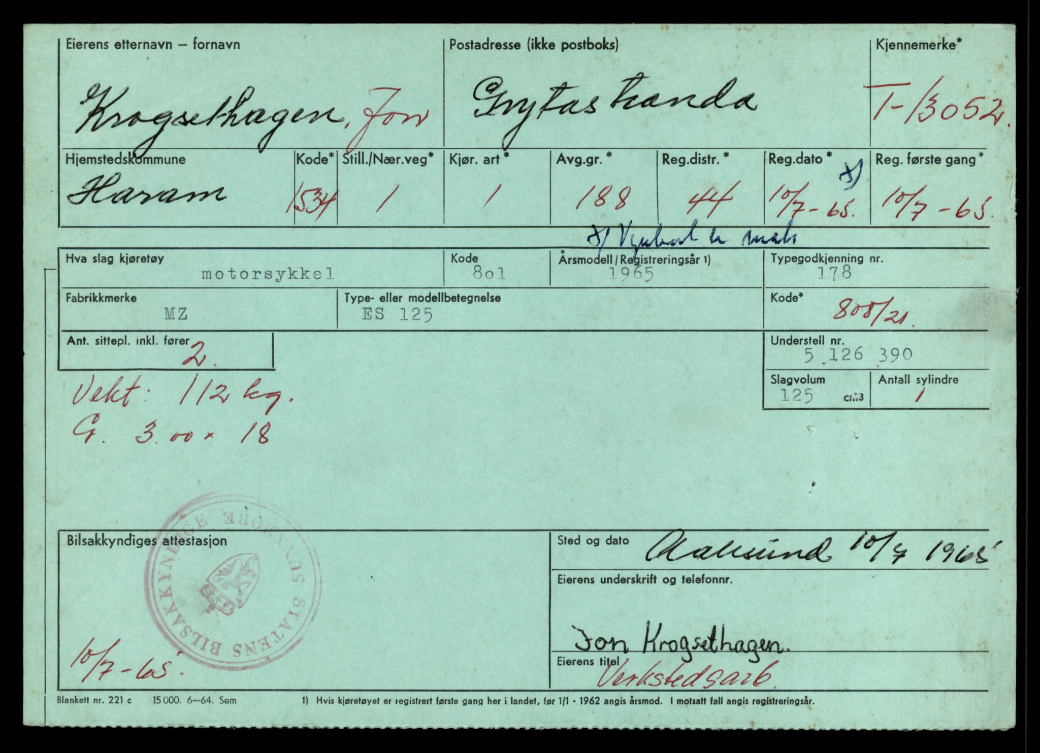 Møre og Romsdal vegkontor - Ålesund trafikkstasjon, AV/SAT-A-4099/F/Fe/L0037: Registreringskort for kjøretøy T 13031 - T 13179, 1927-1998, p. 469