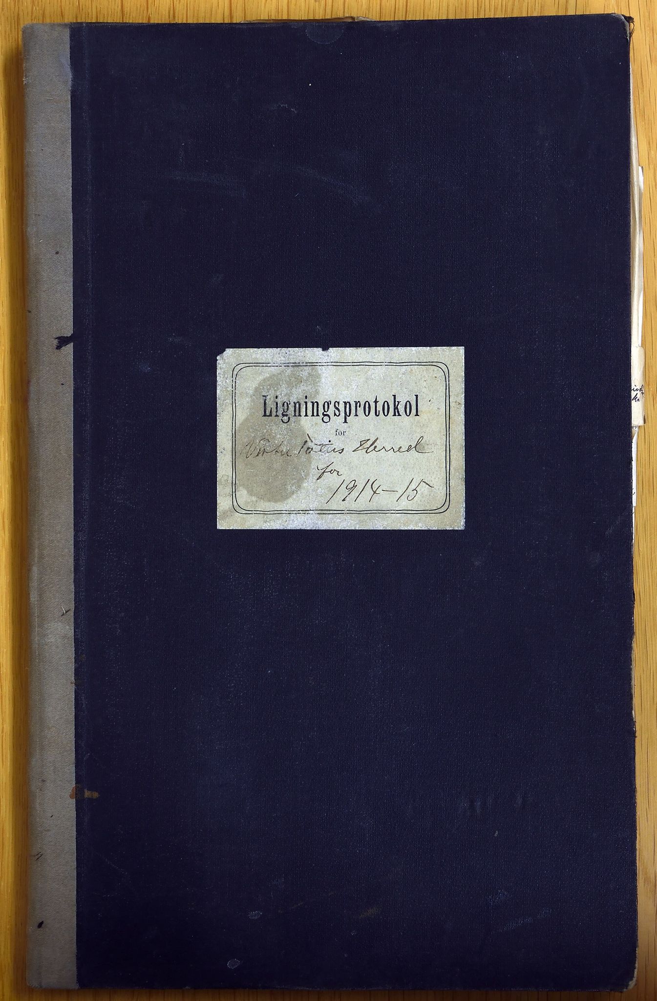 Vestre Toten kommunearkiv*, KVT/-/-/-: Utskrift av ligningsprotokollen for budsjettåret 1915-1916 for Vestre Toten skattedistrikt, 1914-1915