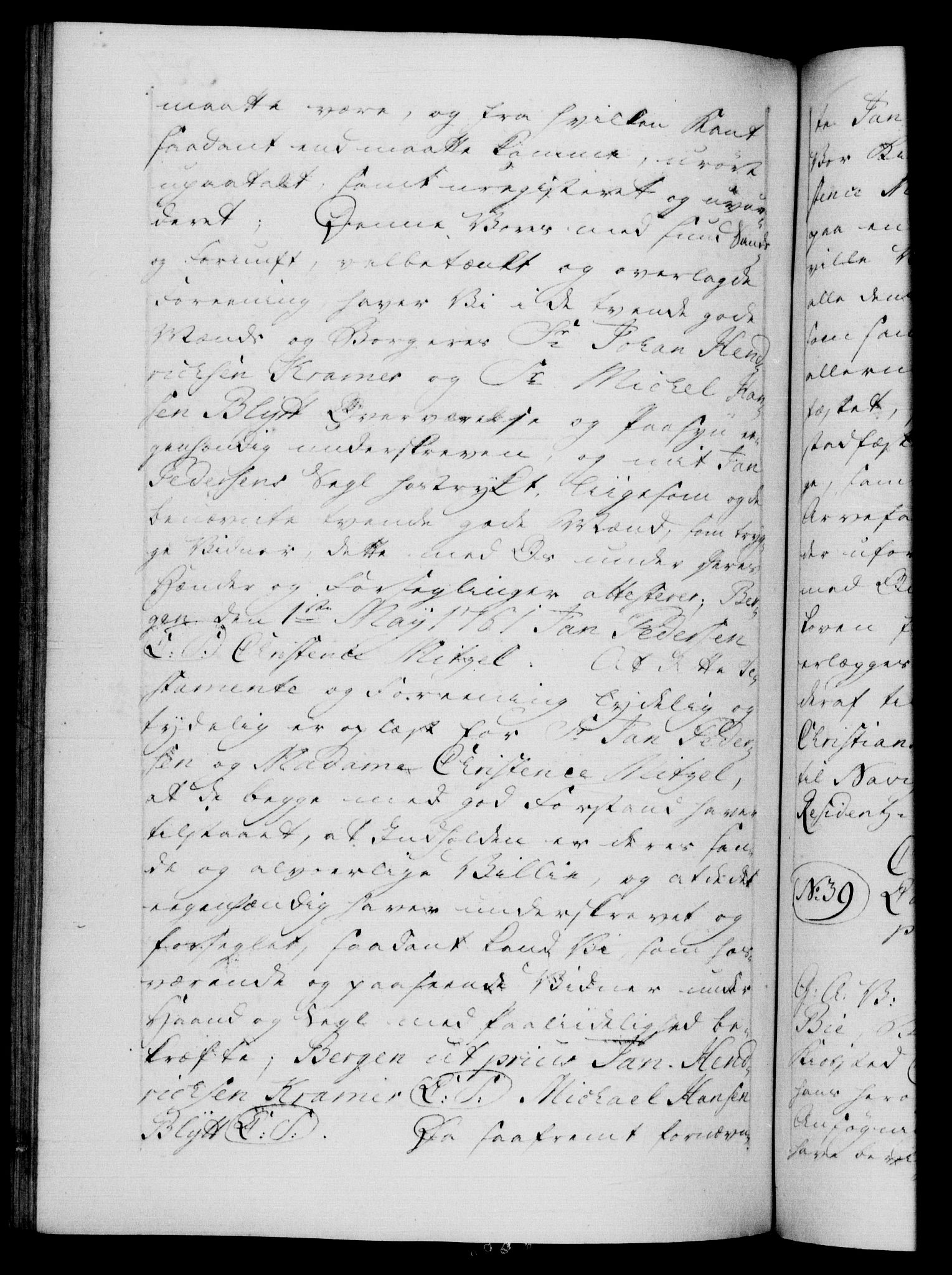 Danske Kanselli 1572-1799, AV/RA-EA-3023/F/Fc/Fca/Fcaa/L0041: Norske registre, 1760-1762, p. 647b