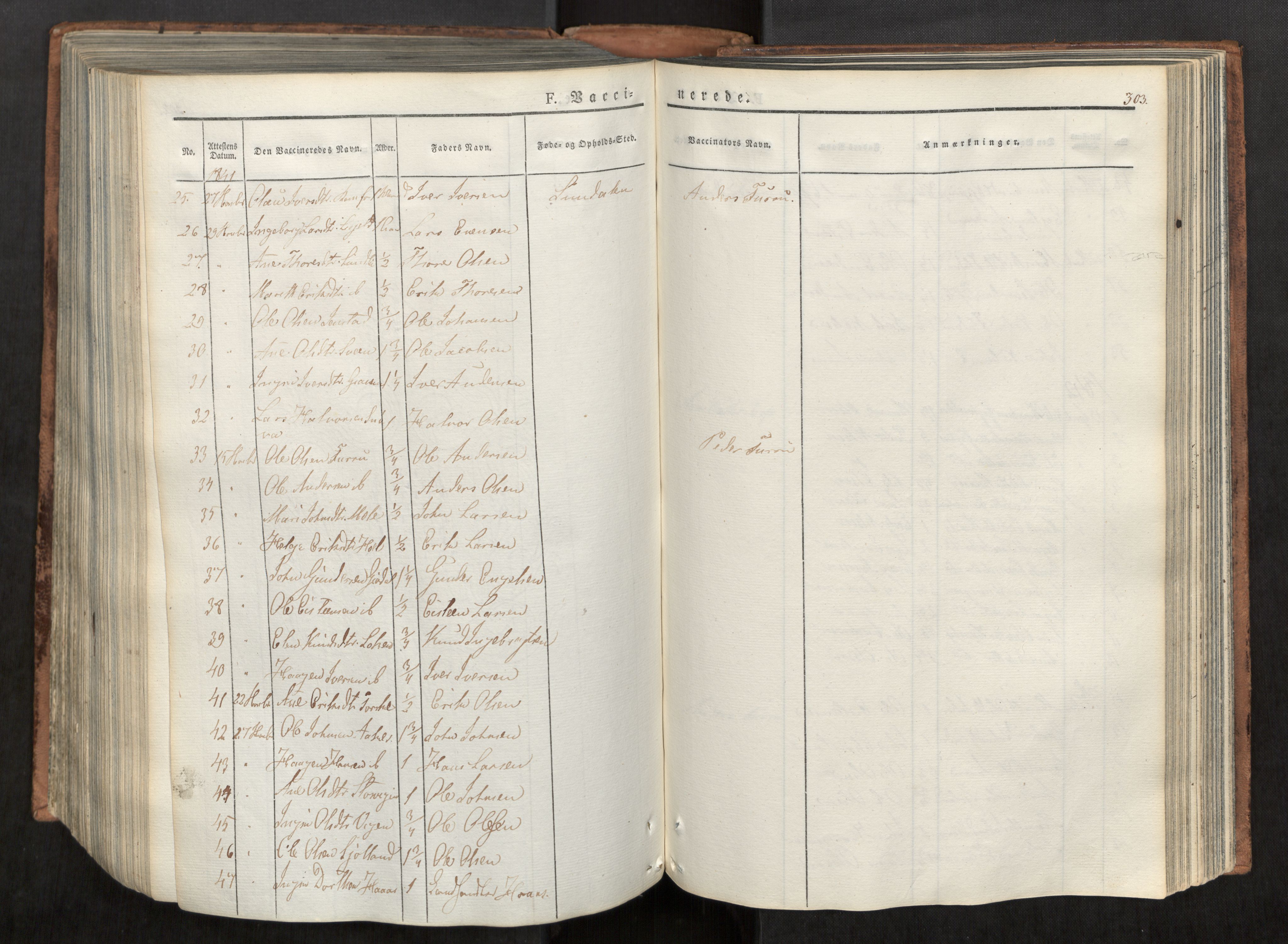 Ministerialprotokoller, klokkerbøker og fødselsregistre - Møre og Romsdal, AV/SAT-A-1454/590/L1012: Parish register (official) no. 590A04, 1832-1846, p. 303