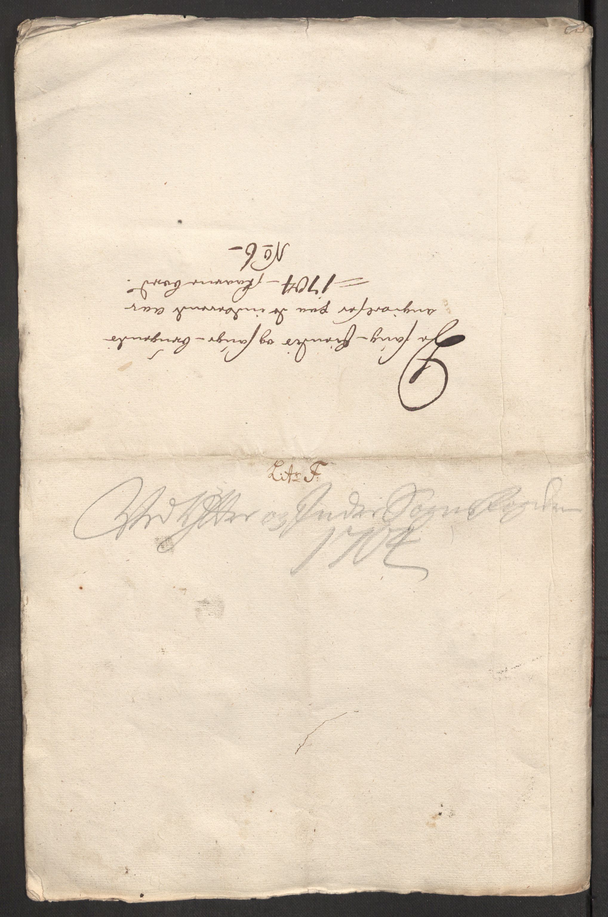 Rentekammeret inntil 1814, Reviderte regnskaper, Fogderegnskap, AV/RA-EA-4092/R52/L3313: Fogderegnskap Sogn, 1703-1704, p. 395