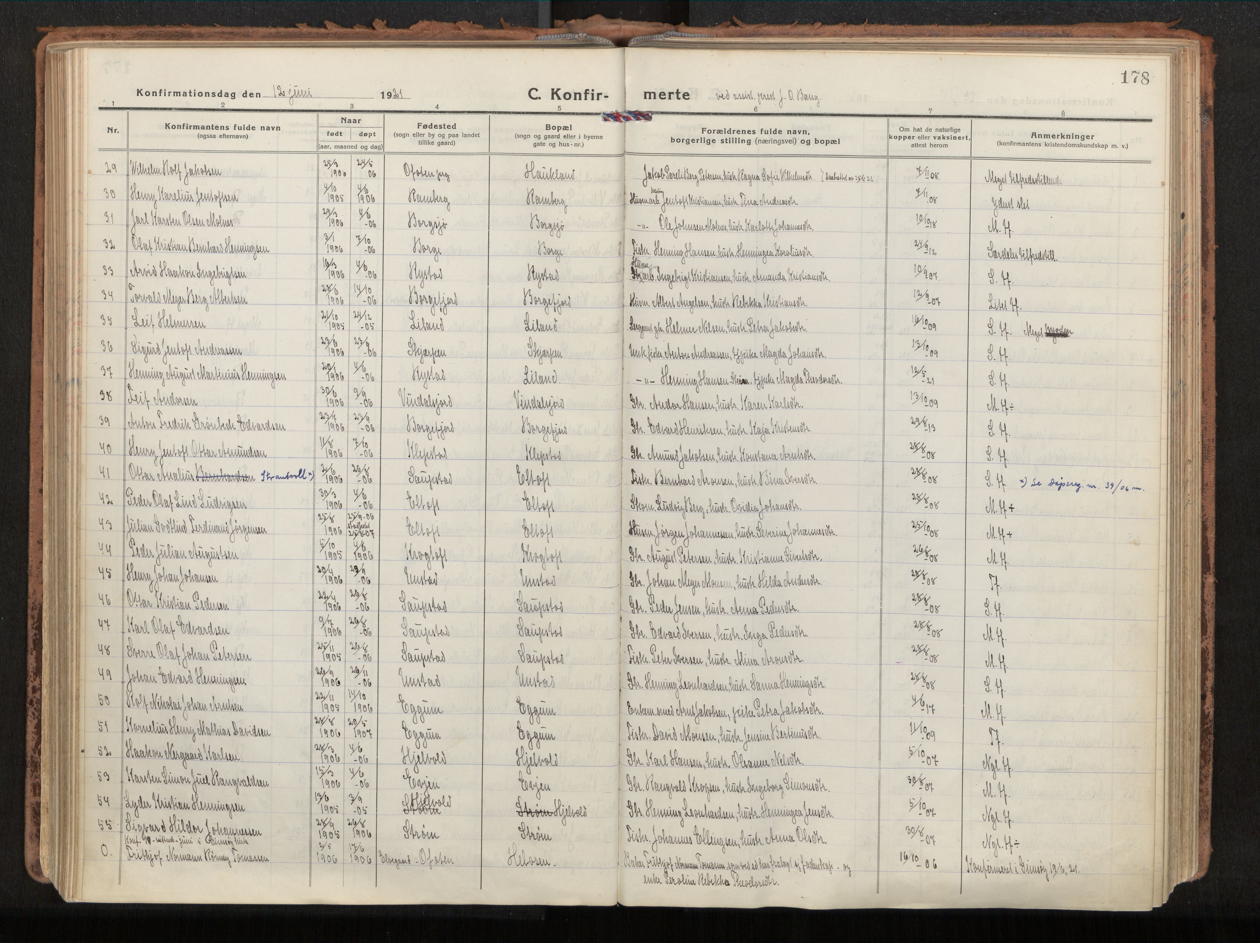 Ministerialprotokoller, klokkerbøker og fødselsregistre - Nordland, SAT/A-1459/880/L1136: Parish register (official) no. 880A10, 1919-1927, p. 178