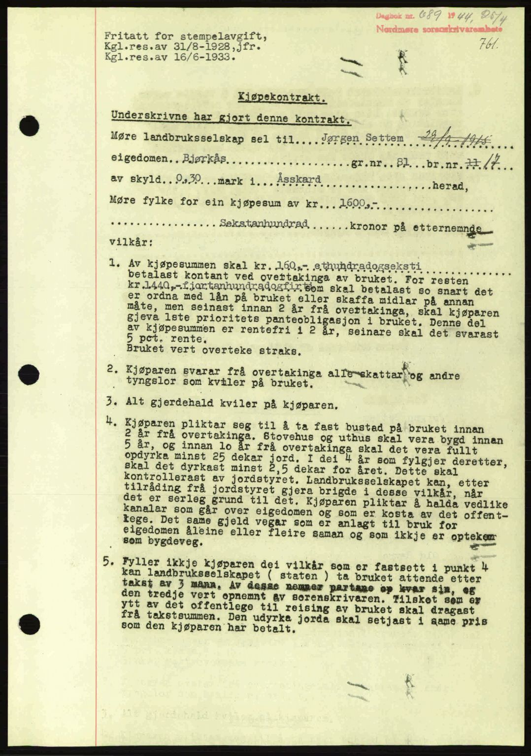 Nordmøre sorenskriveri, AV/SAT-A-4132/1/2/2Ca: Mortgage book no. B91, 1943-1944, Diary no: : 689/1944