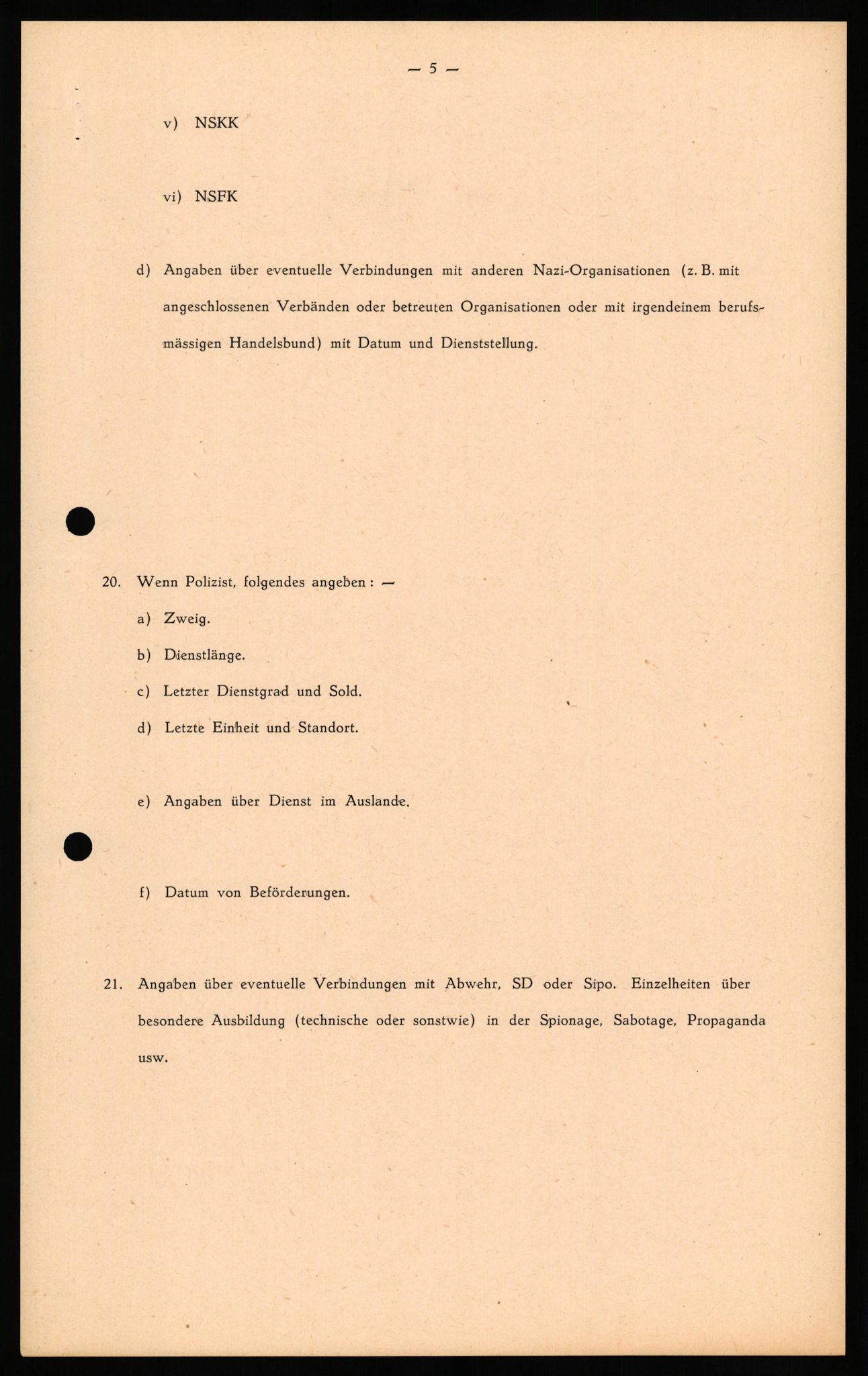 Forsvaret, Forsvarets overkommando II, RA/RAFA-3915/D/Db/L0035: CI Questionaires. Tyske okkupasjonsstyrker i Norge. Tyskere., 1945-1946, p. 103