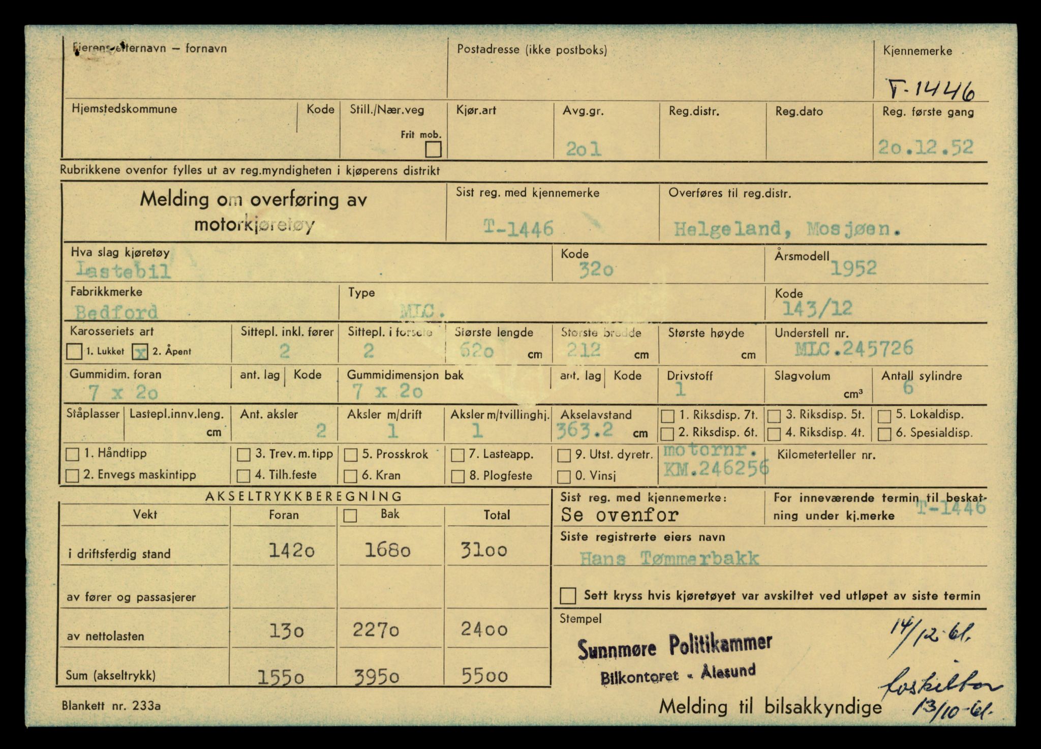 Møre og Romsdal vegkontor - Ålesund trafikkstasjon, AV/SAT-A-4099/F/Fe/L0012: Registreringskort for kjøretøy T 1290 - T 1450, 1927-1998, p. 3292