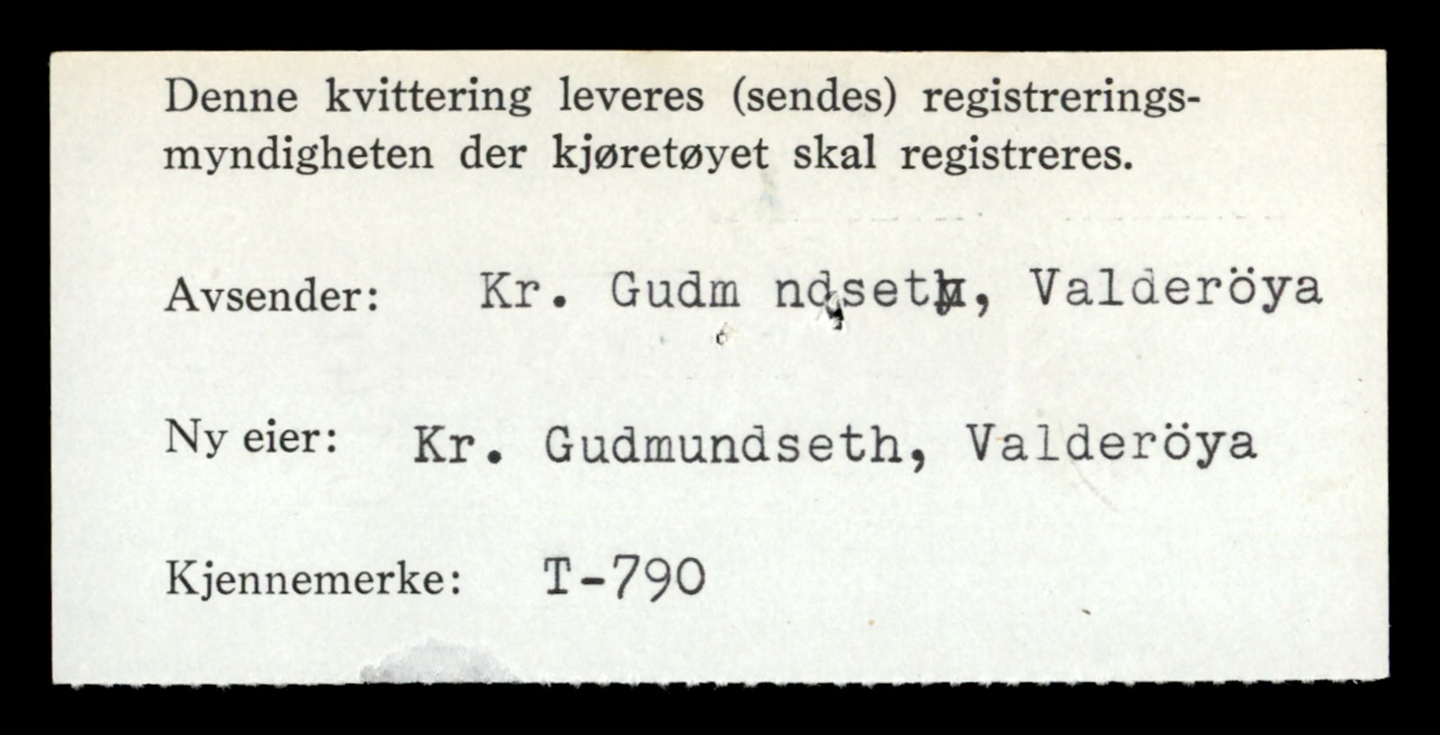 Møre og Romsdal vegkontor - Ålesund trafikkstasjon, SAT/A-4099/F/Fe/L0008: Registreringskort for kjøretøy T 747 - T 894, 1927-1998, p. 1353