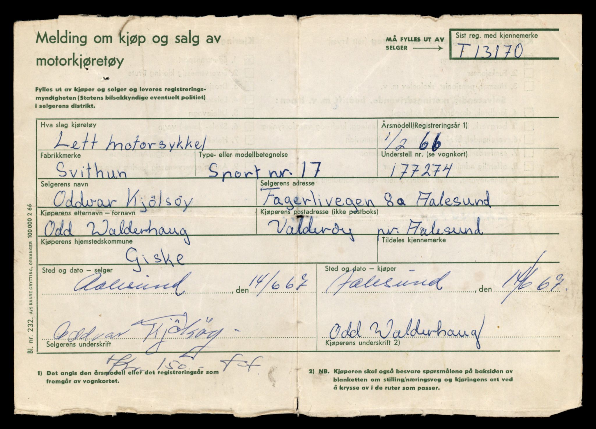 Møre og Romsdal vegkontor - Ålesund trafikkstasjon, AV/SAT-A-4099/F/Fe/L0037: Registreringskort for kjøretøy T 13031 - T 13179, 1927-1998, p. 2696