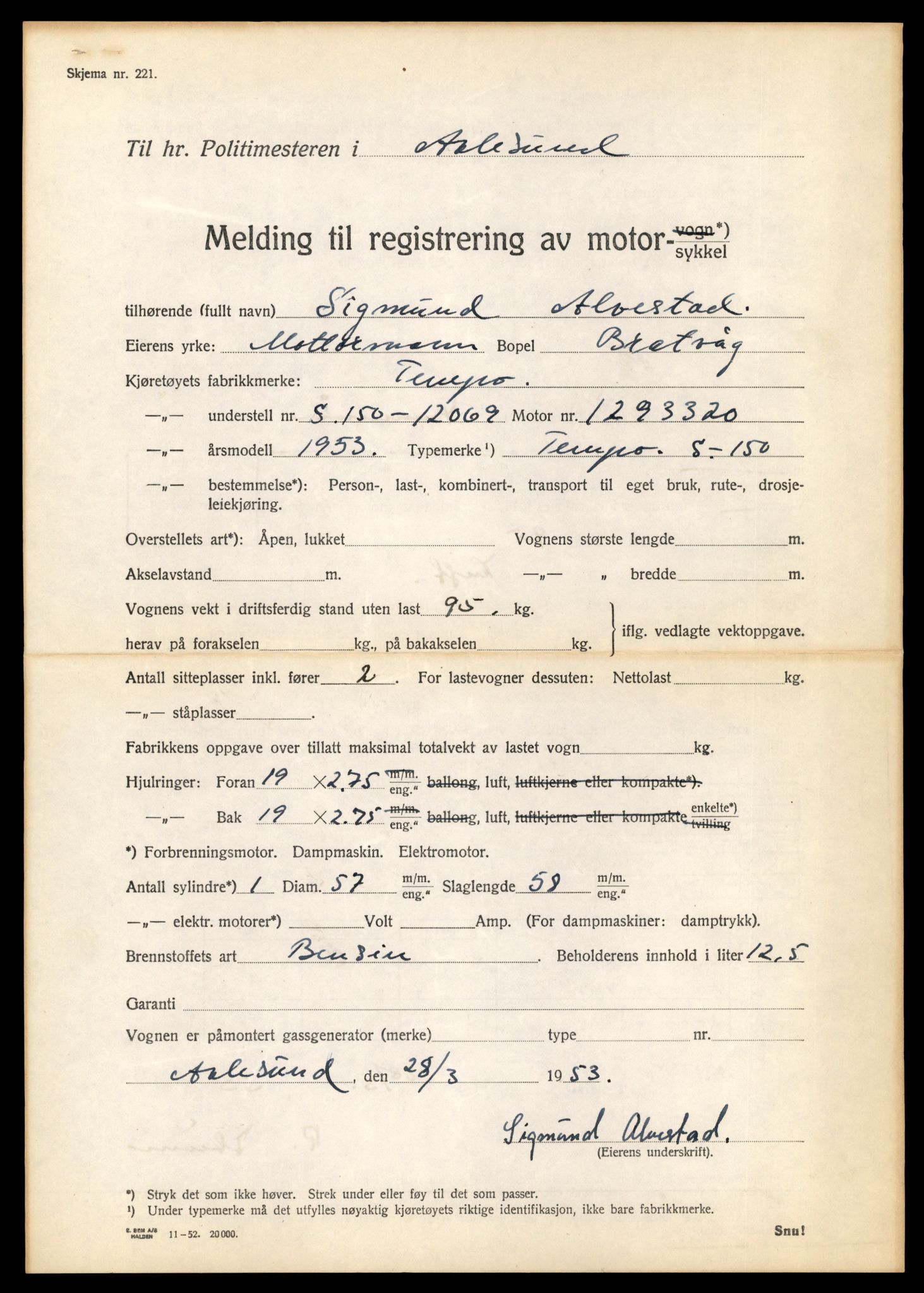 Møre og Romsdal vegkontor - Ålesund trafikkstasjon, AV/SAT-A-4099/F/Fe/L0031: Registreringskort for kjøretøy T 11800 - T 11996, 1927-1998, p. 1997