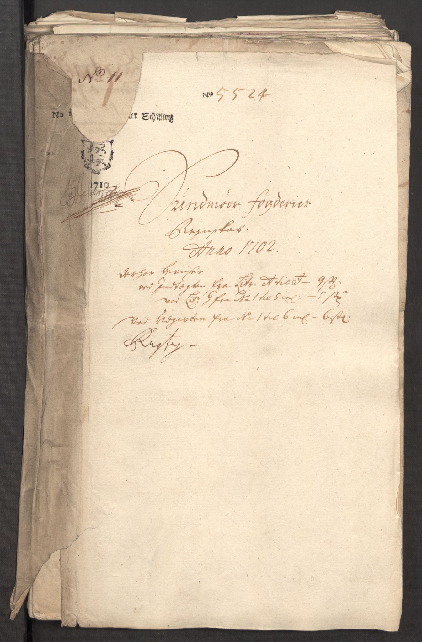 Rentekammeret inntil 1814, Reviderte regnskaper, Fogderegnskap, RA/EA-4092/R54/L3559: Fogderegnskap Sunnmøre, 1702-1703, p. 3