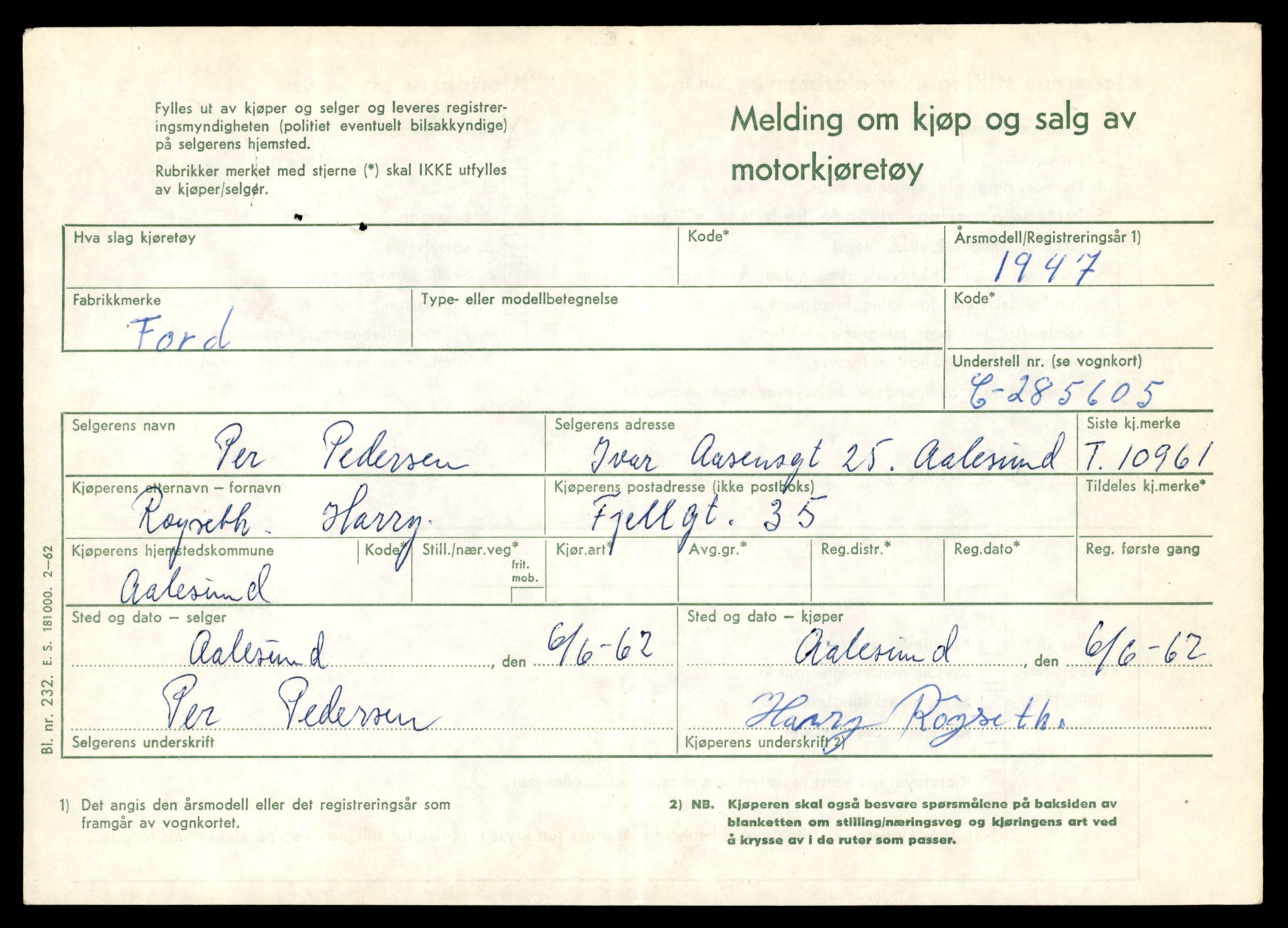 Møre og Romsdal vegkontor - Ålesund trafikkstasjon, AV/SAT-A-4099/F/Fe/L0025: Registreringskort for kjøretøy T 10931 - T 11045, 1927-1998, p. 847