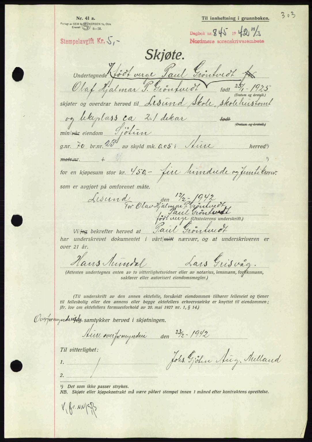 Nordmøre sorenskriveri, AV/SAT-A-4132/1/2/2Ca: Mortgage book no. A92, 1942-1942, Diary no: : 845/1942