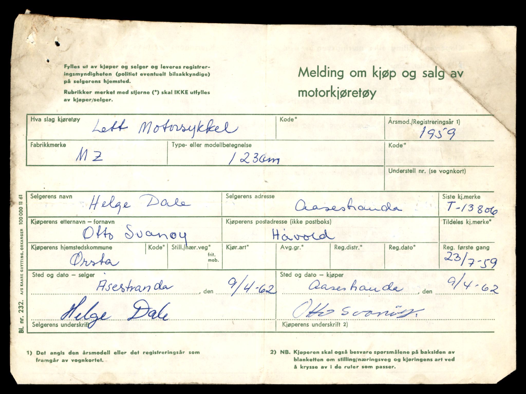 Møre og Romsdal vegkontor - Ålesund trafikkstasjon, AV/SAT-A-4099/F/Fe/L0041: Registreringskort for kjøretøy T 13710 - T 13905, 1927-1998, p. 1711