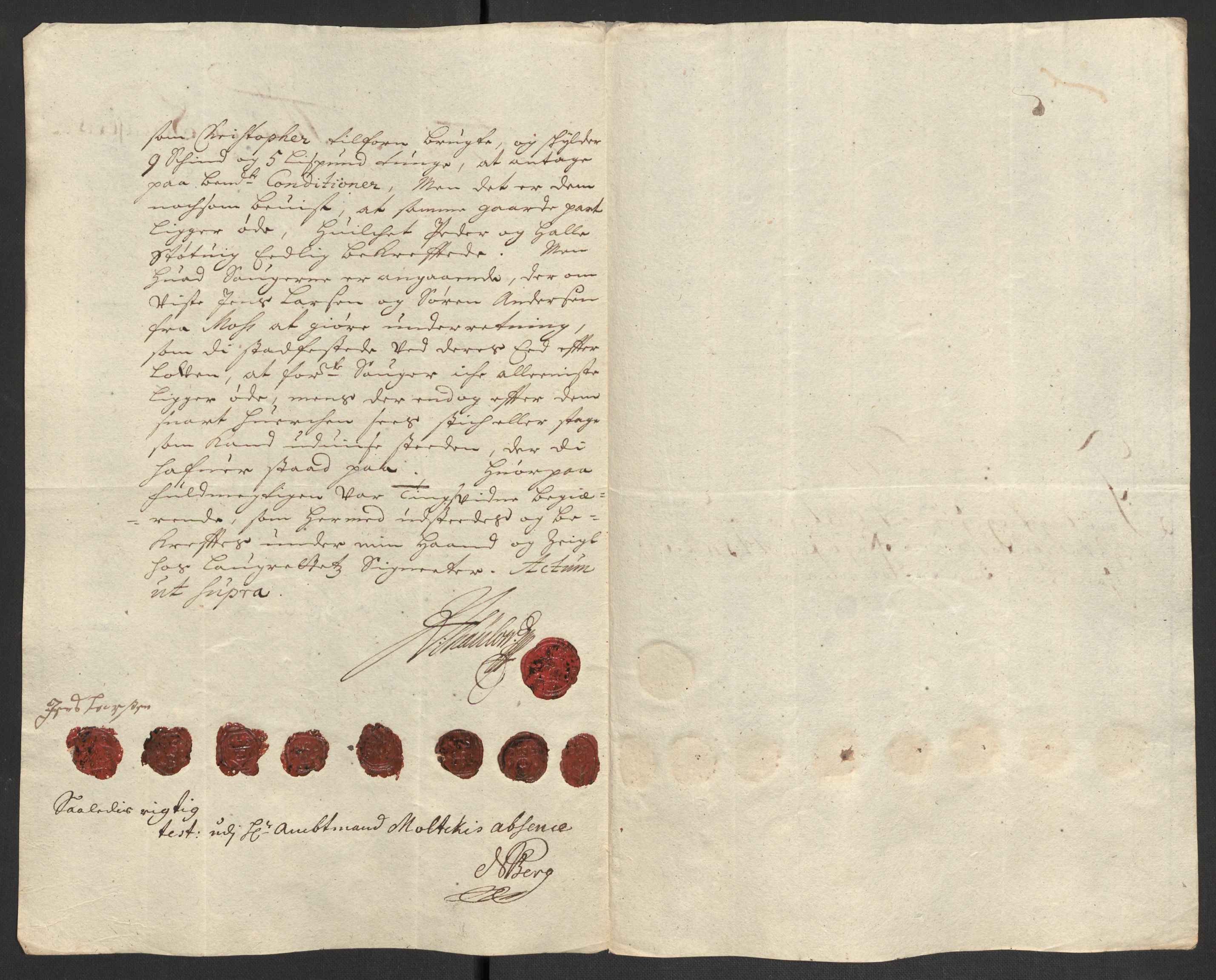 Rentekammeret inntil 1814, Reviderte regnskaper, Fogderegnskap, AV/RA-EA-4092/R04/L0131: Fogderegnskap Moss, Onsøy, Tune, Veme og Åbygge, 1702, p. 153