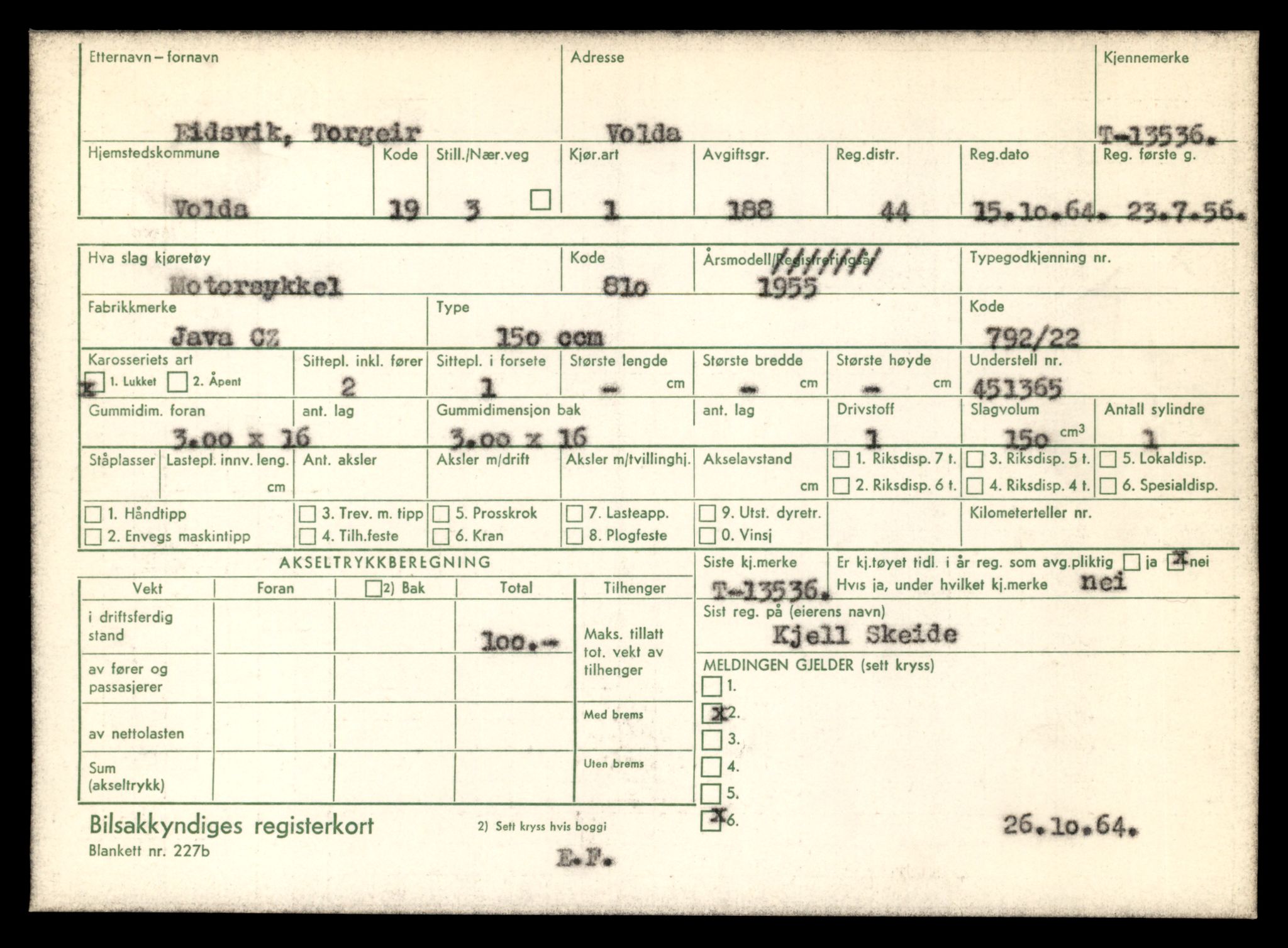 Møre og Romsdal vegkontor - Ålesund trafikkstasjon, AV/SAT-A-4099/F/Fe/L0040: Registreringskort for kjøretøy T 13531 - T 13709, 1927-1998, p. 136