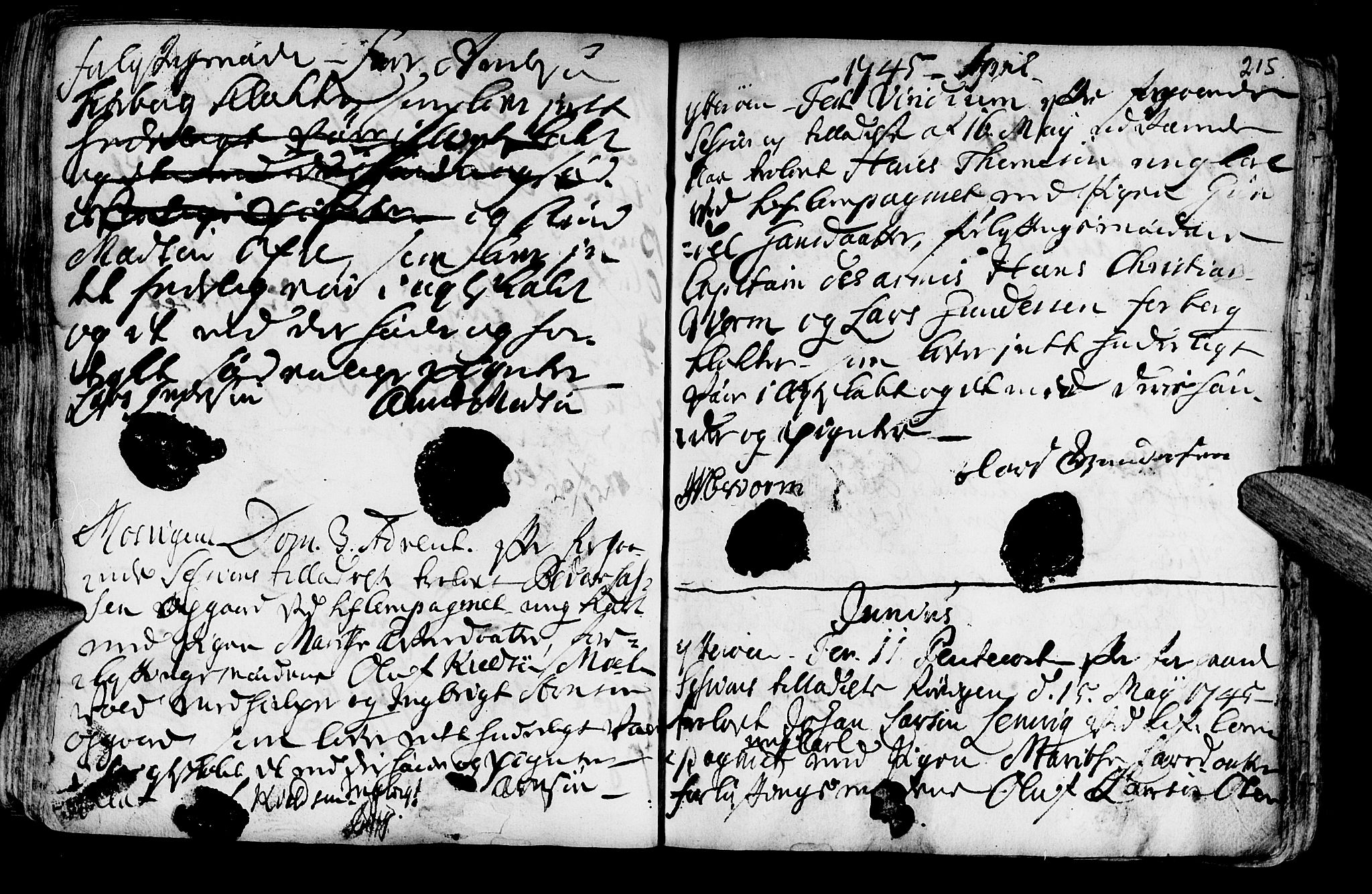 Ministerialprotokoller, klokkerbøker og fødselsregistre - Nord-Trøndelag, SAT/A-1458/722/L0215: Parish register (official) no. 722A02, 1718-1755, p. 215
