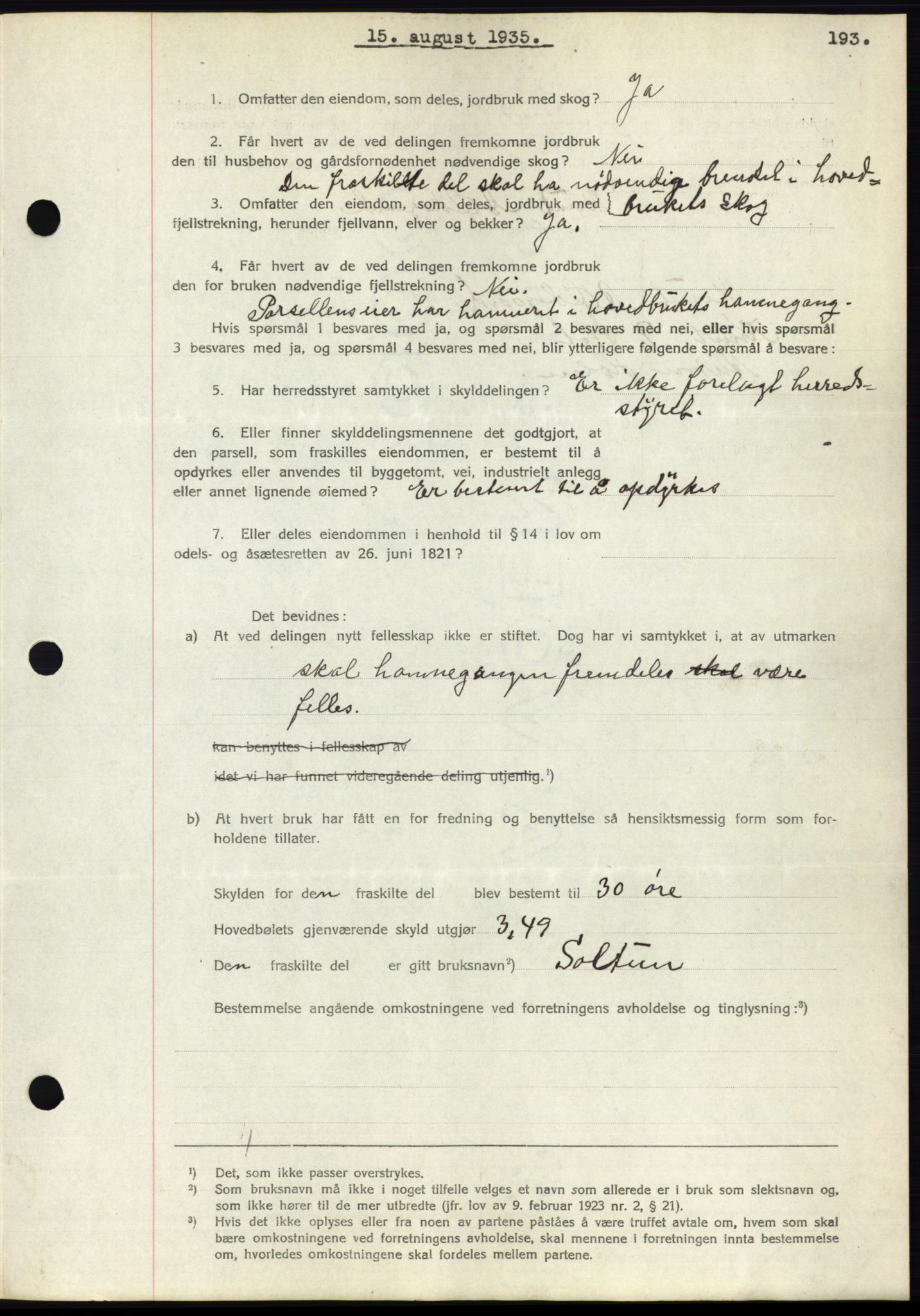 Romsdal sorenskriveri, AV/SAT-A-4149/1/2/2C/L0067: Mortgage book no. 61, 1935-1935, Deed date: 15.08.1935