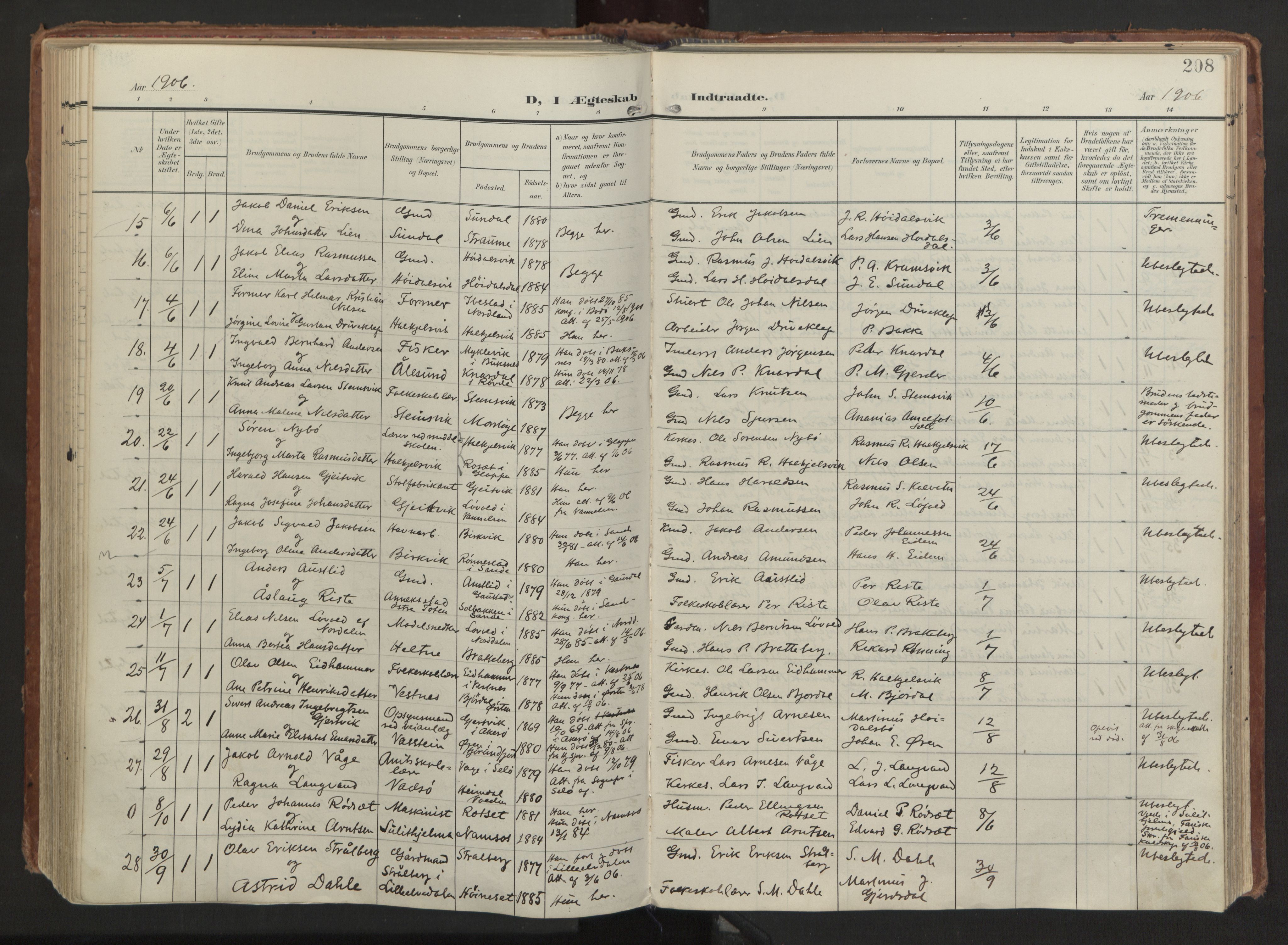 Ministerialprotokoller, klokkerbøker og fødselsregistre - Møre og Romsdal, AV/SAT-A-1454/511/L0144: Parish register (official) no. 511A11, 1906-1923, p. 208