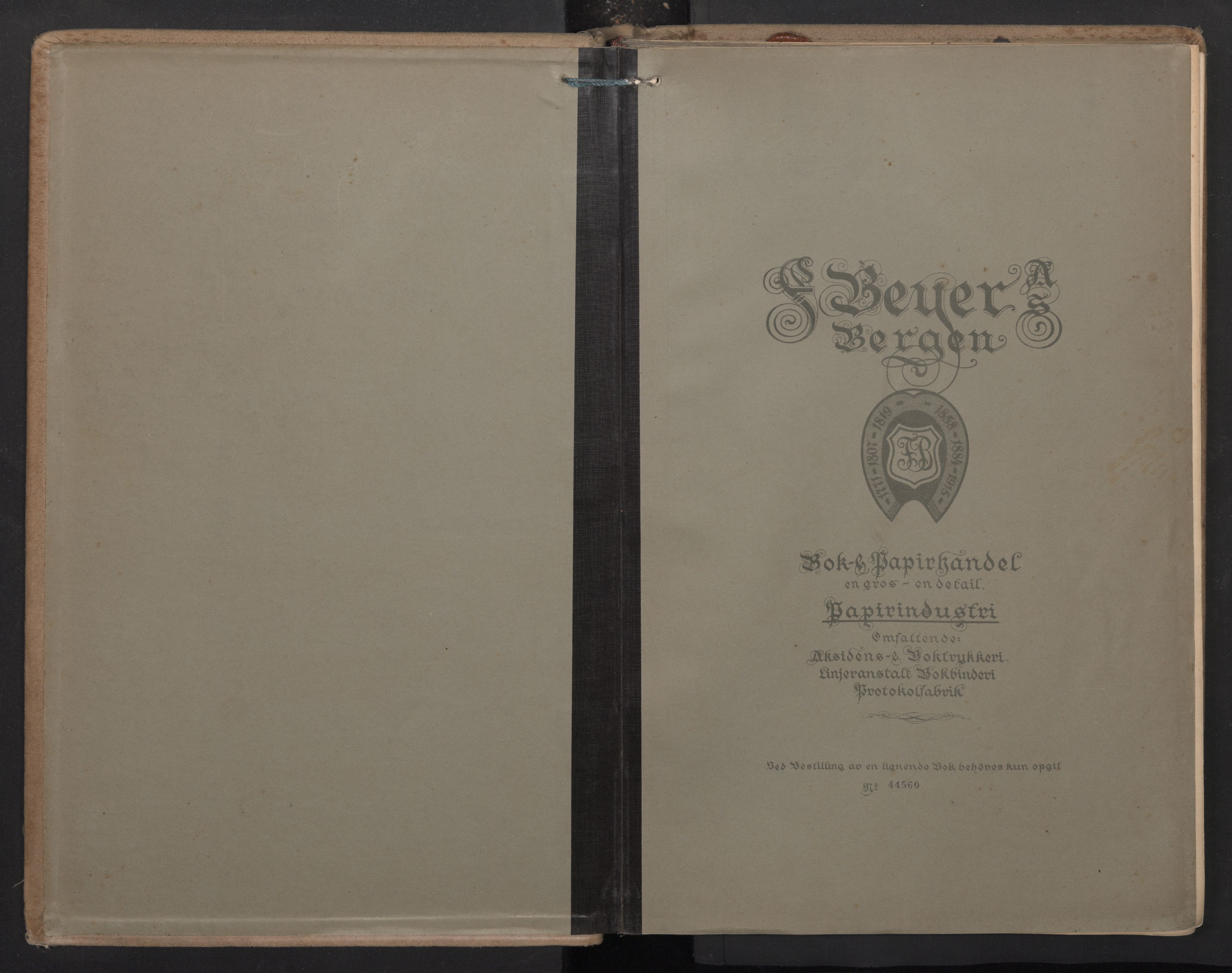 Nykirken Sokneprestembete, AV/SAB-A-77101/H/Haa/L0038: Parish register (official) no. D 8, 1926-1934