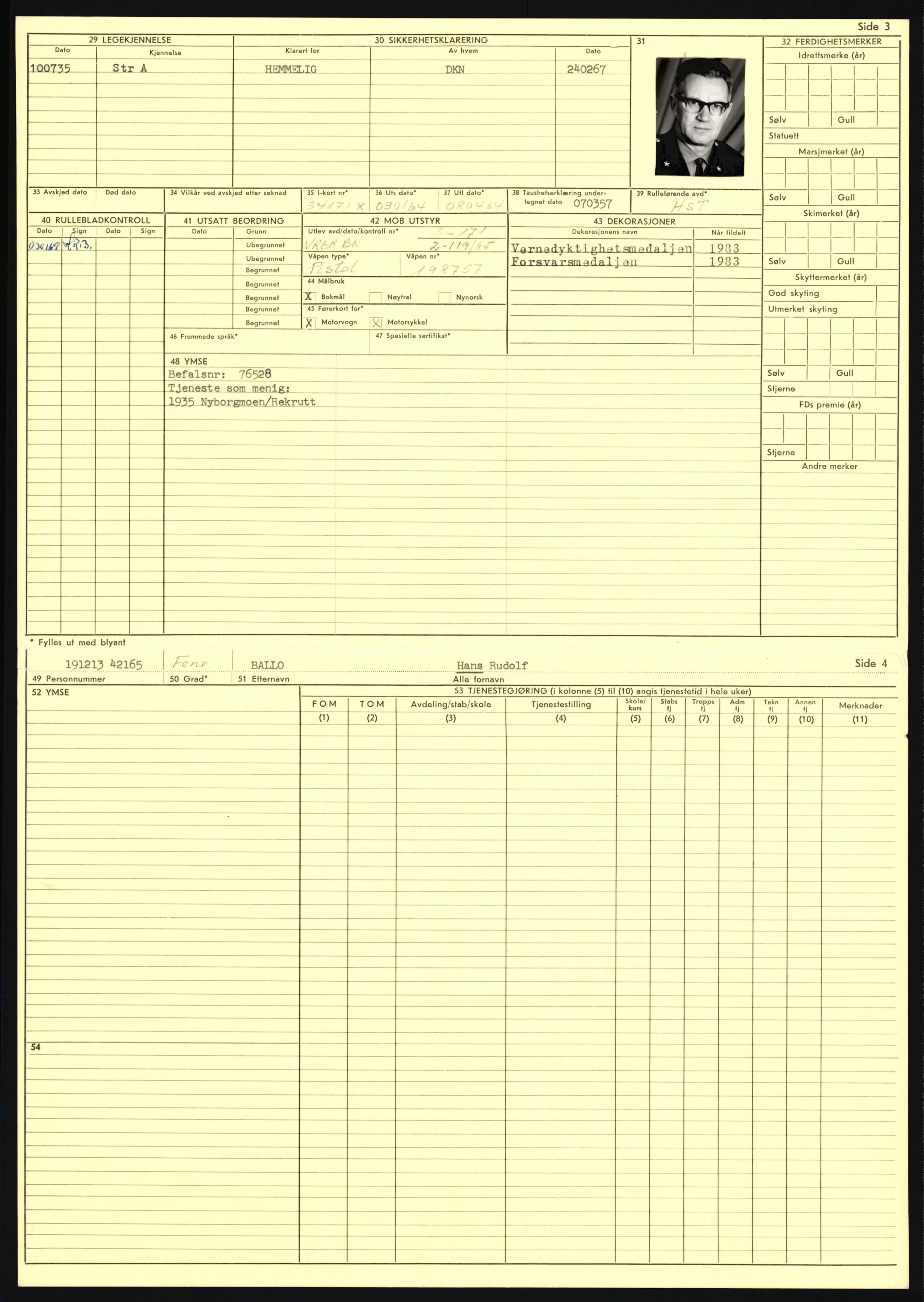 Forsvaret, Varanger bataljon, AV/RA-RAFA-2258/1/D/L0455: Rulleblad og tjenesteuttalelser for befal født 1894-1896, 1901-1909 og 1911-1915, 1894-1915, p. 217