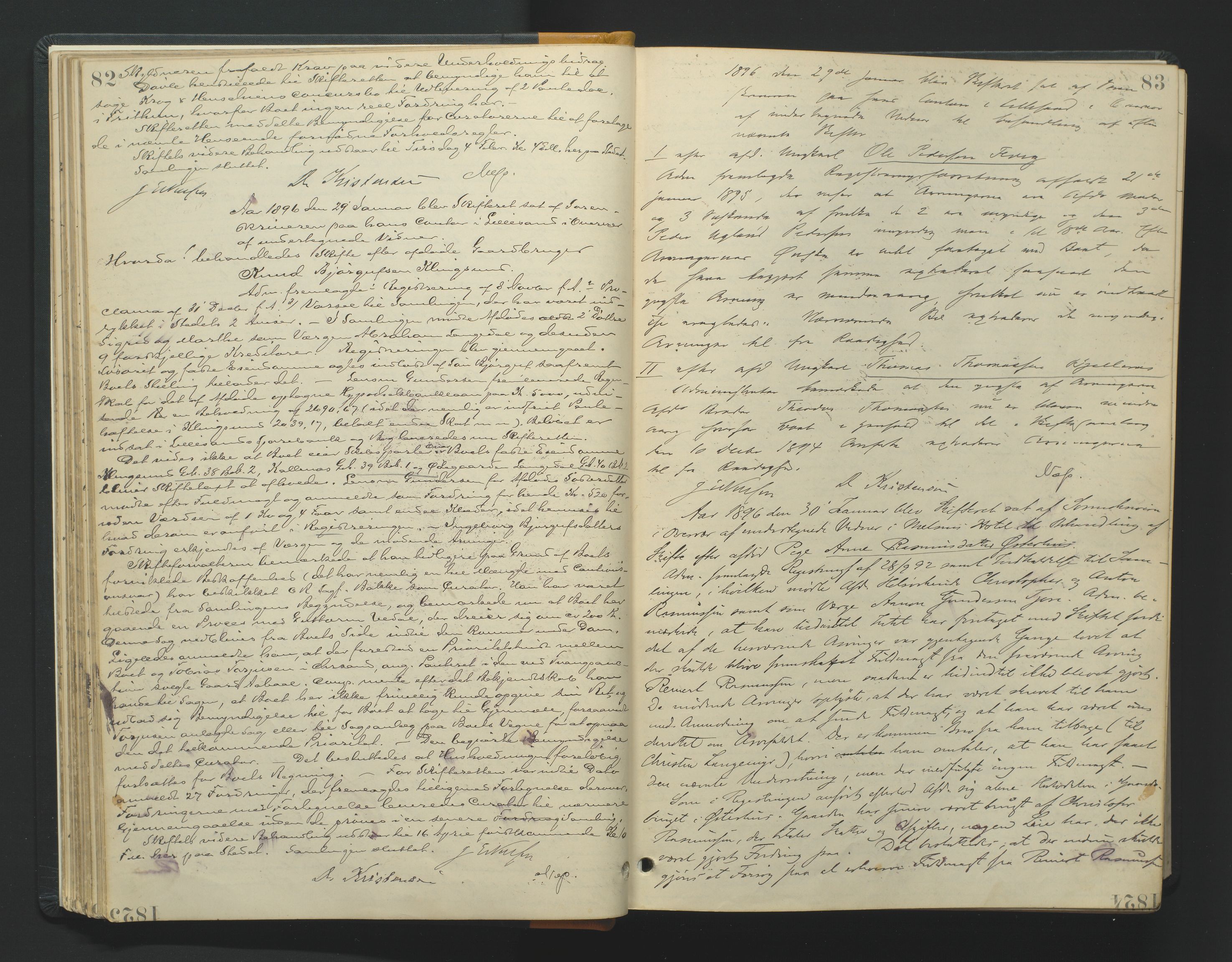 Vestre Nedenes/Sand sorenskriveri, AV/SAK-1221-0010/H/Hc/L0007: Skifteforhandlingsprotokoll nr. 5, 1894-1916, p. 82-83