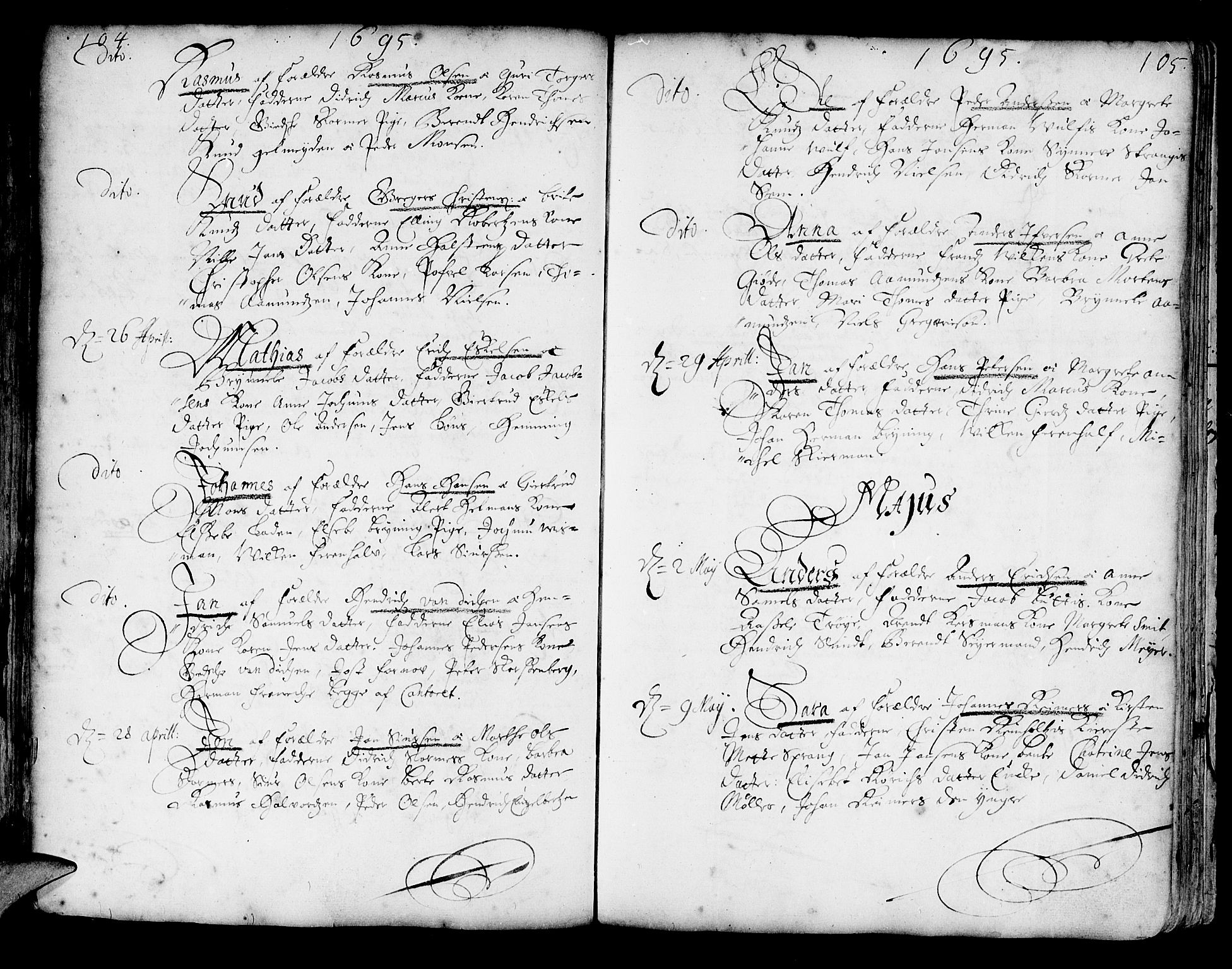 Korskirken sokneprestembete, AV/SAB-A-76101/H/Haa/L0002: Parish register (official) no. A 2, 1688-1697, p. 104-105