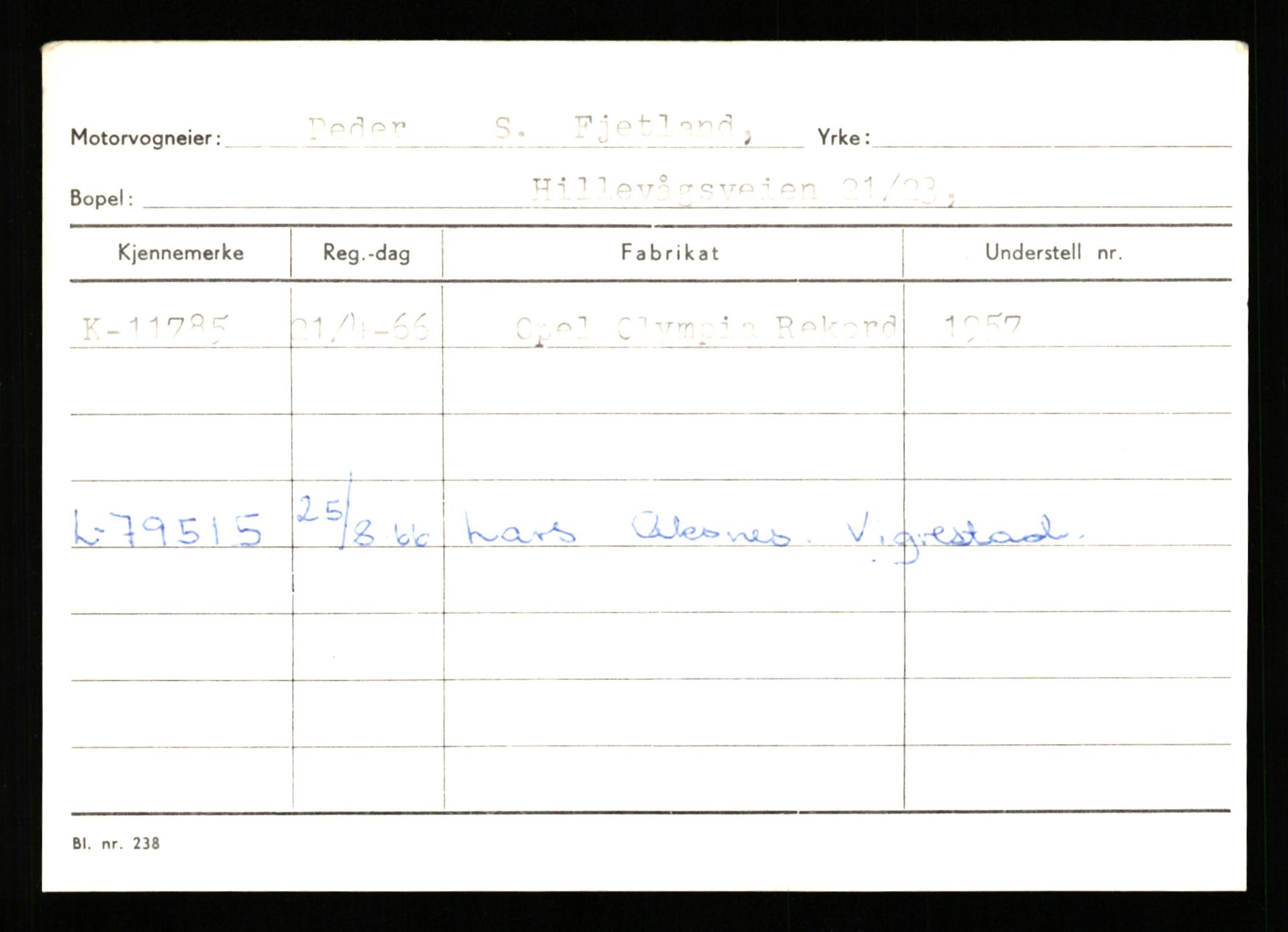 Stavanger trafikkstasjon, AV/SAST-A-101942/0/G/L0003: Registreringsnummer: 10466 - 15496, 1930-1971, p. 1325