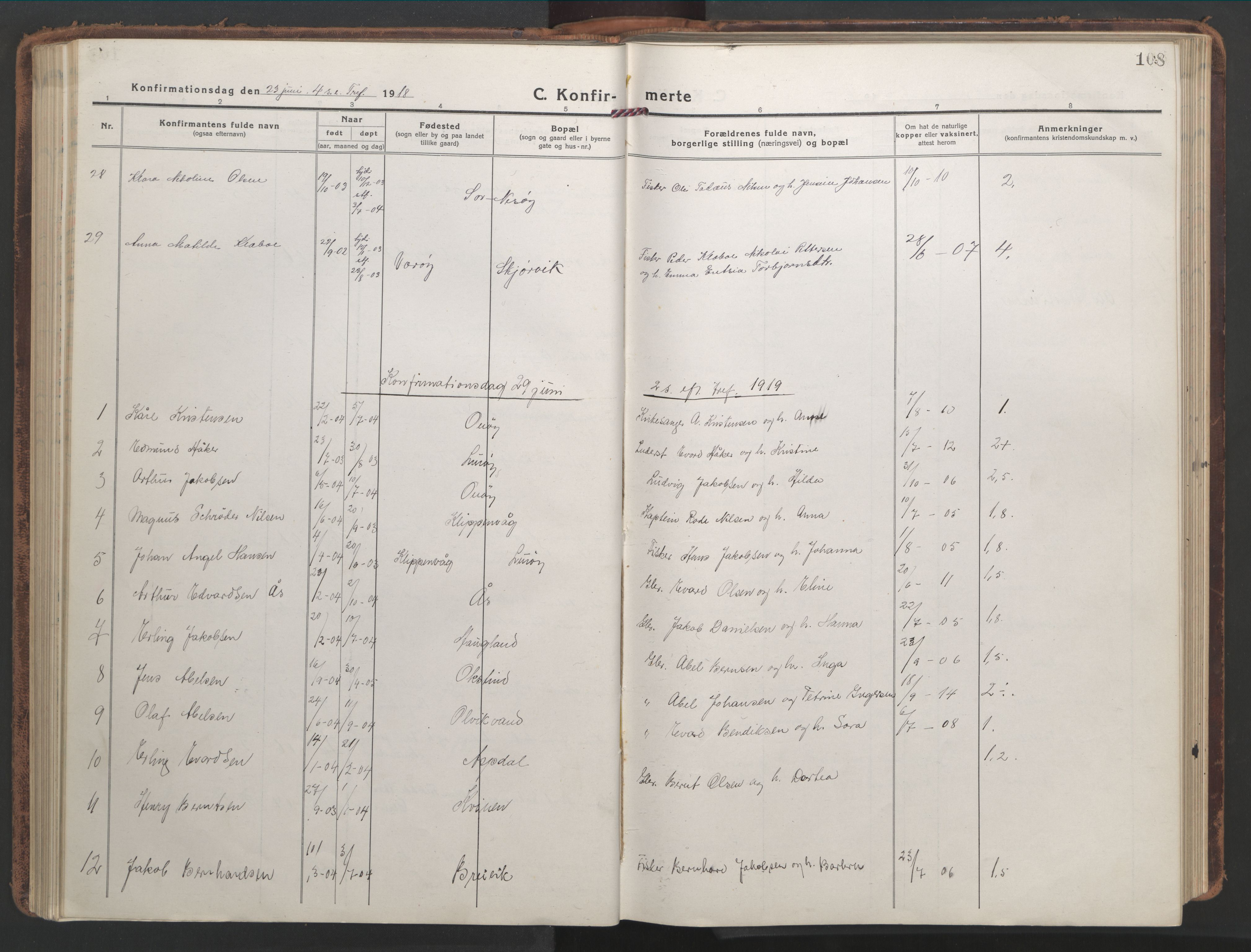 Ministerialprotokoller, klokkerbøker og fødselsregistre - Nordland, SAT/A-1459/839/L0574: Parish register (copy) no. 839C04, 1918-1950, p. 108